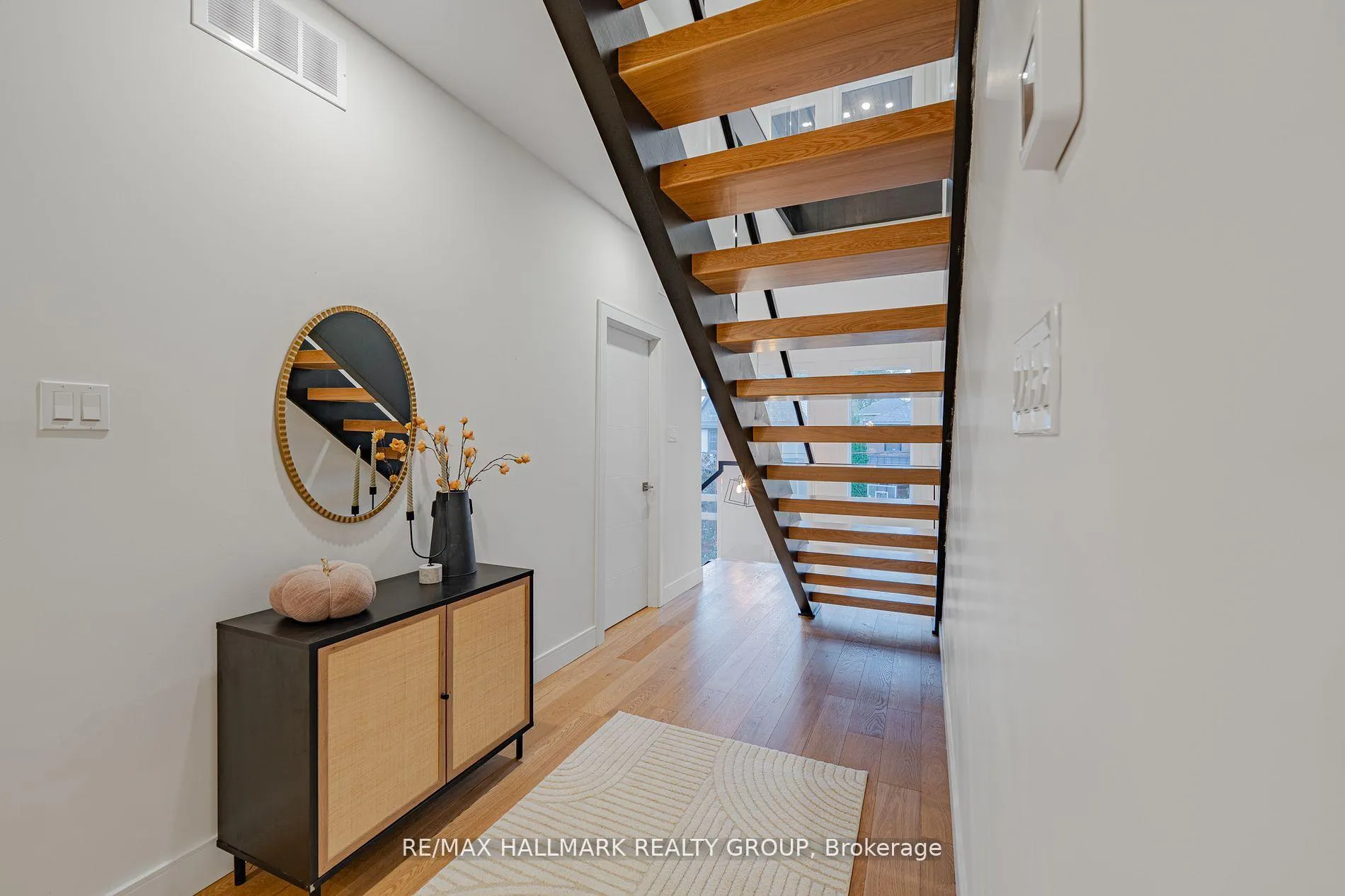 Photo 26 of 14 Thornton Avenue, Ottawa, Glebe — HOMEH
