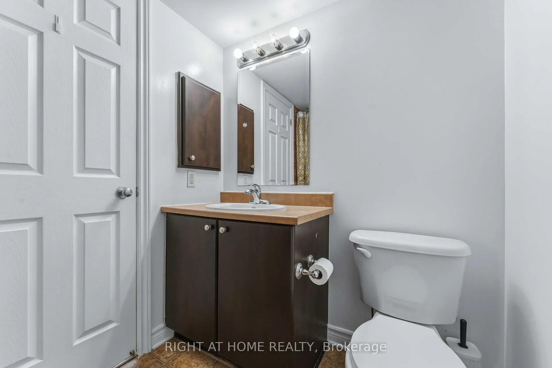 Photo 12 of Unit B, 455 Chapman Mills Drive, Ottawa, Barrhaven - Strandherd — HOMEH