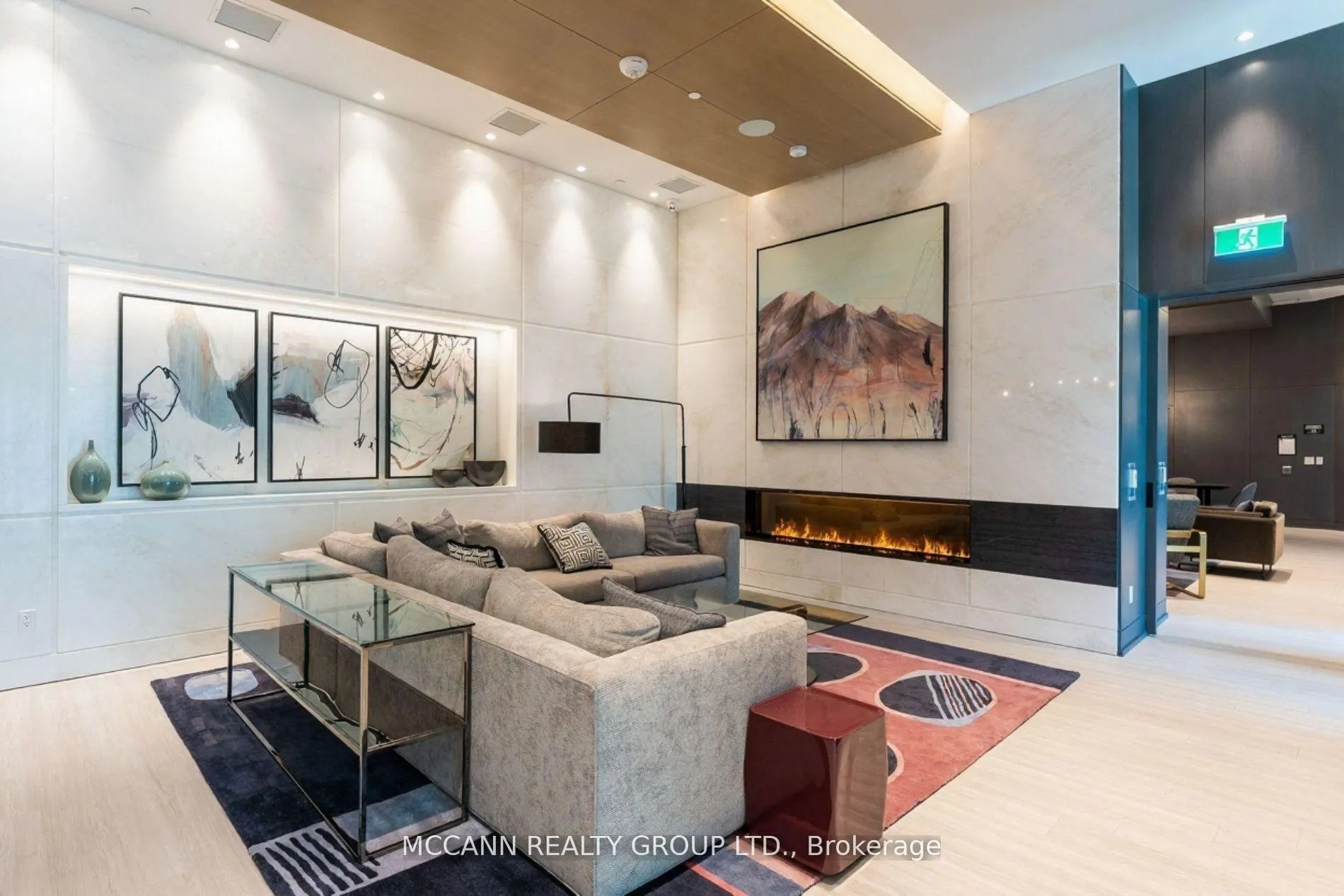 Photo 4 of Unit PH07, 1 Edgewater Drive, Toronto, Waterfront Communities — HOMEH