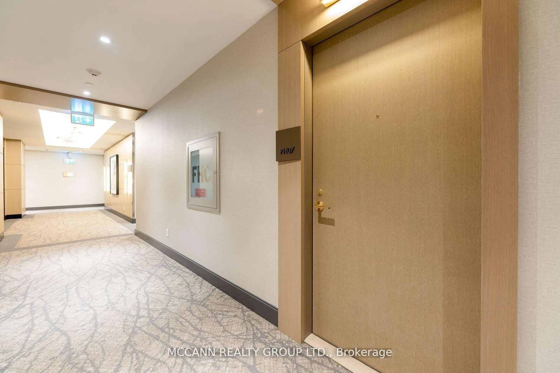 Photo 5 of Unit PH07, 1 Edgewater Drive, Toronto, Waterfront Communities — HOMEH