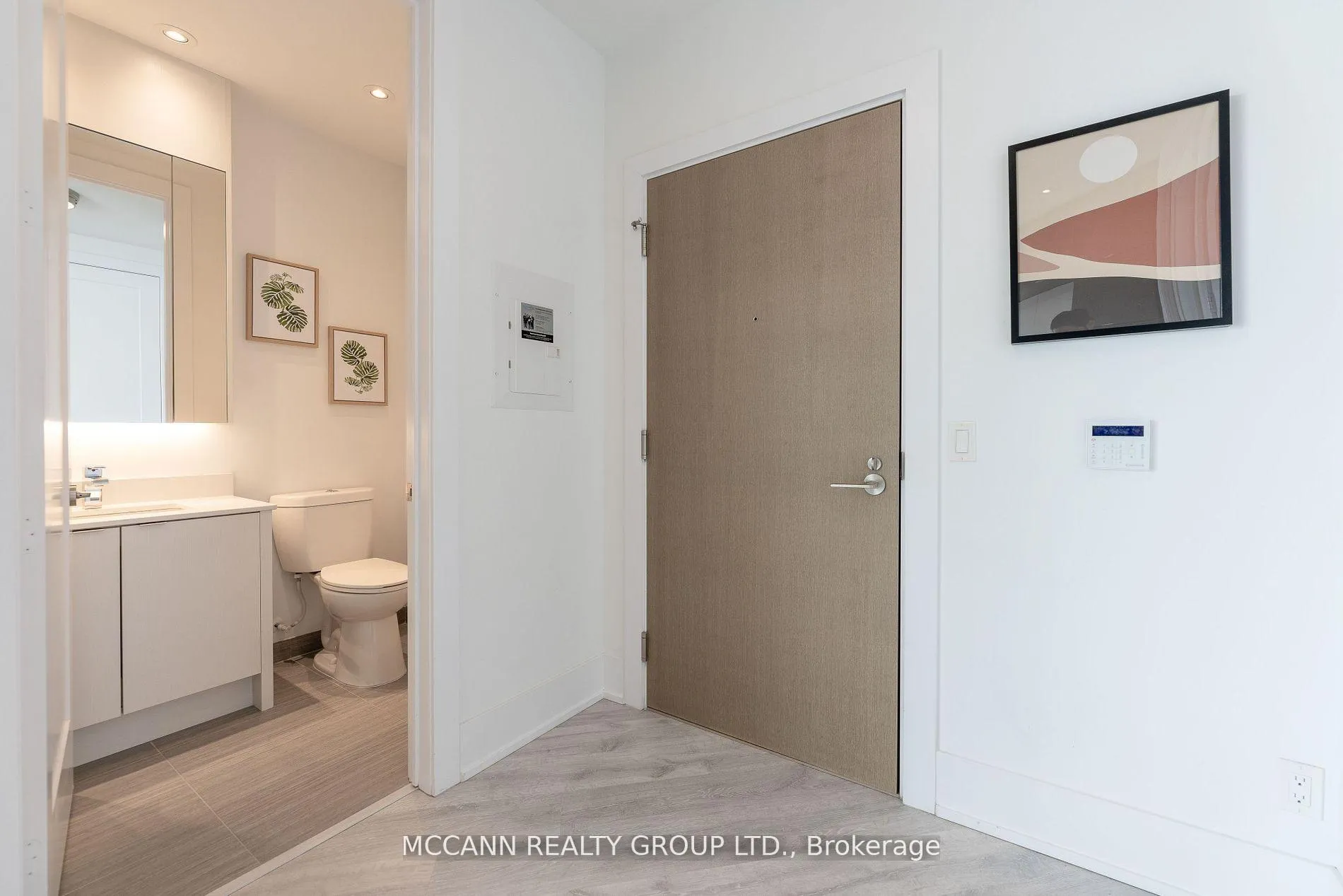 Photo 6 of Unit PH07, 1 Edgewater Drive, Toronto, Waterfront Communities — HOMEH