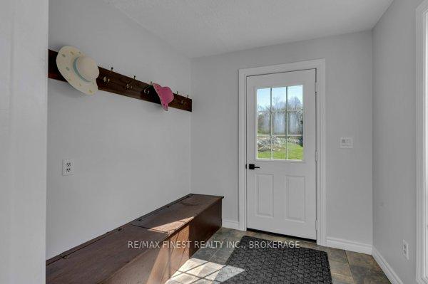 Photo 4 of 5002 Highway 2, Gananoque — HOMEH