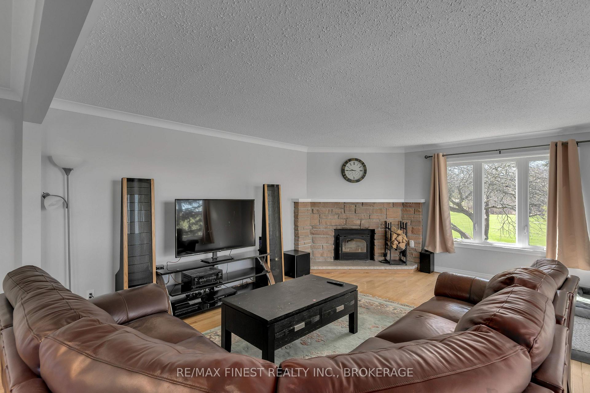 Photo 11 of 5002 Highway 2, Gananoque — HOMEH