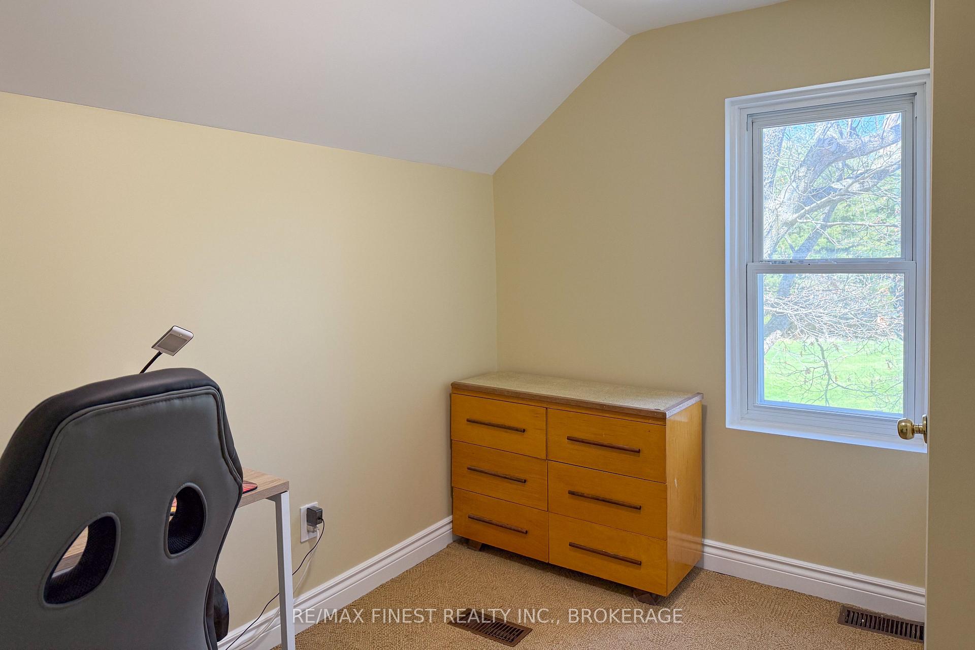 Photo 27 of 5002 Highway 2, Gananoque — HOMEH