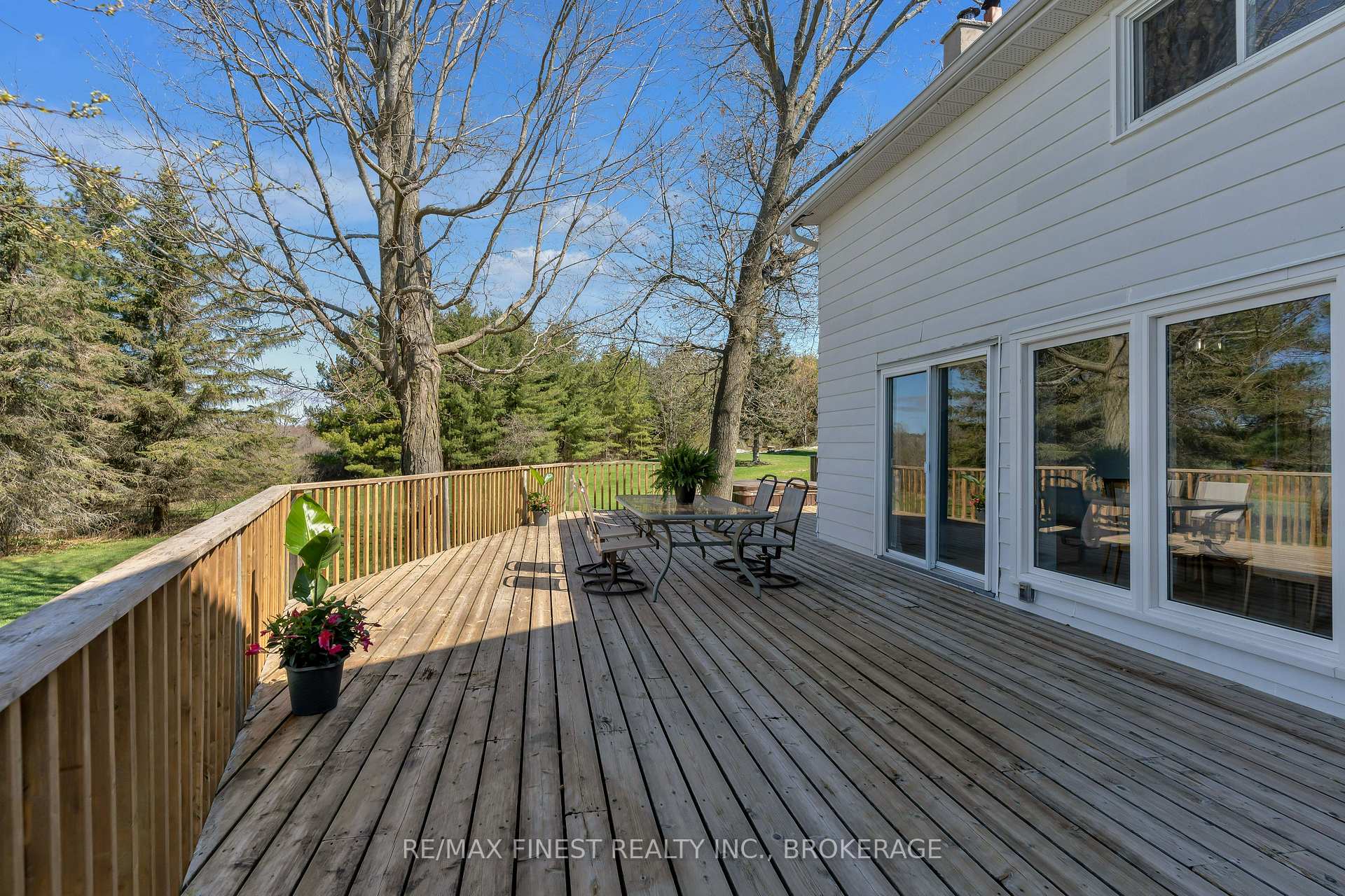 Photo 34 of 5002 Highway 2, Gananoque — HOMEH