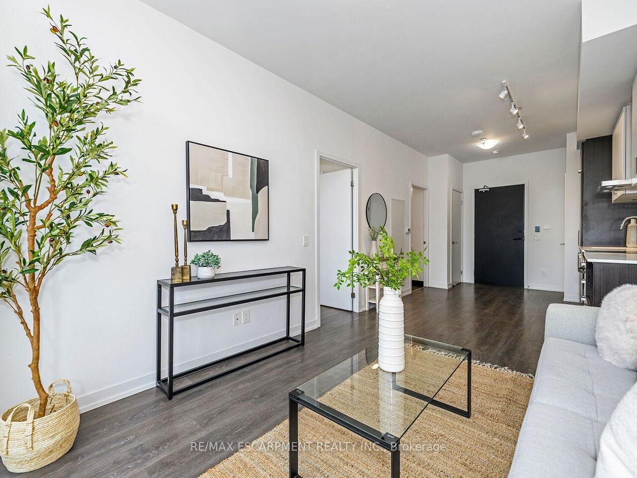 Photo 10 of Unit PH 104, 125 Redpath Avenue, Toronto, Mount Pleasant West — HOMEH