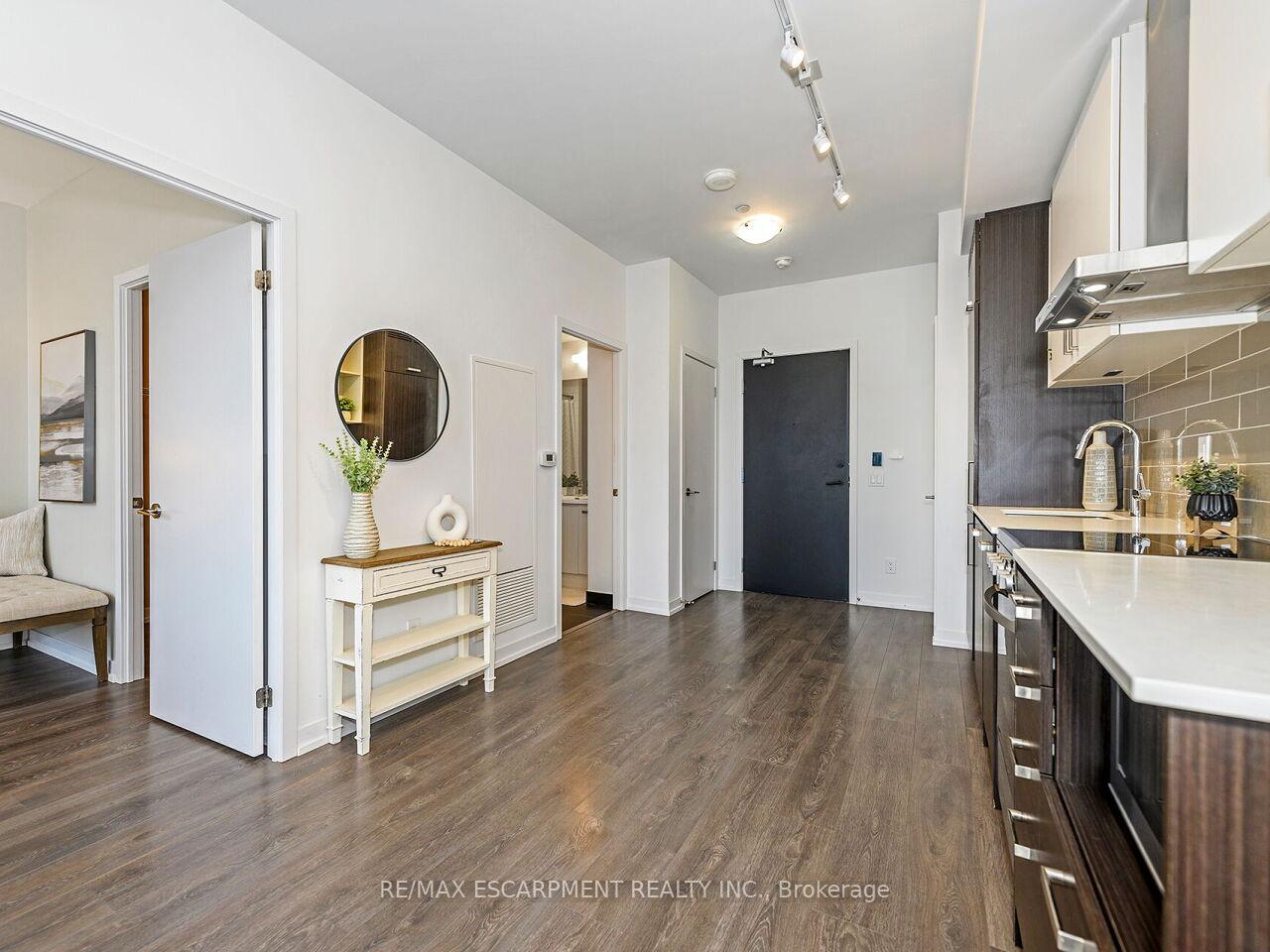 Photo 11 of Unit PH 104, 125 Redpath Avenue, Toronto, Mount Pleasant West — HOMEH