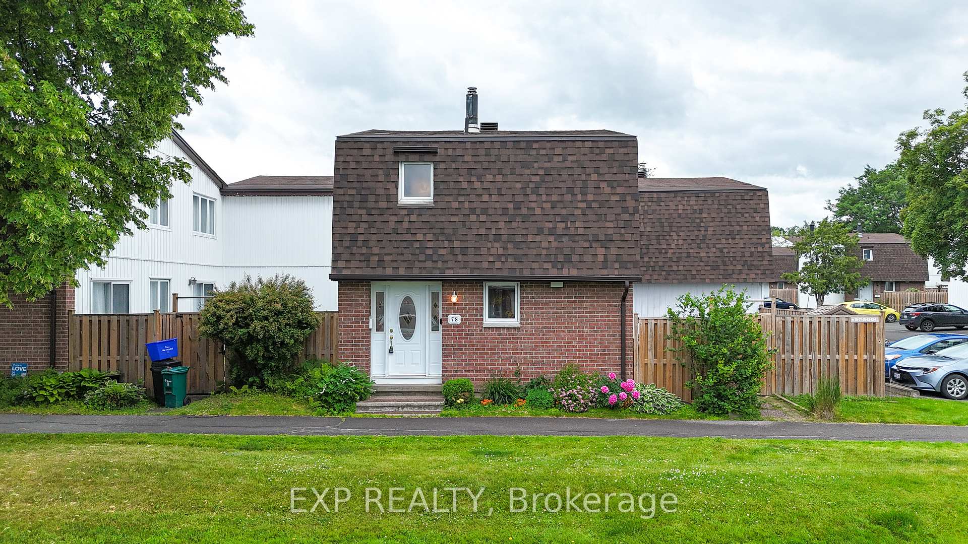 Front of Unit 78, 837 Eastvale Drive