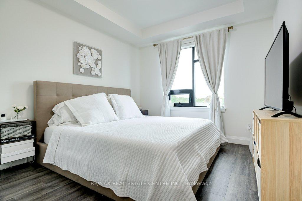 Photo 20 of Unit 407, 30 Hamilton Street S, Hamilton, Waterdown — HOMEH