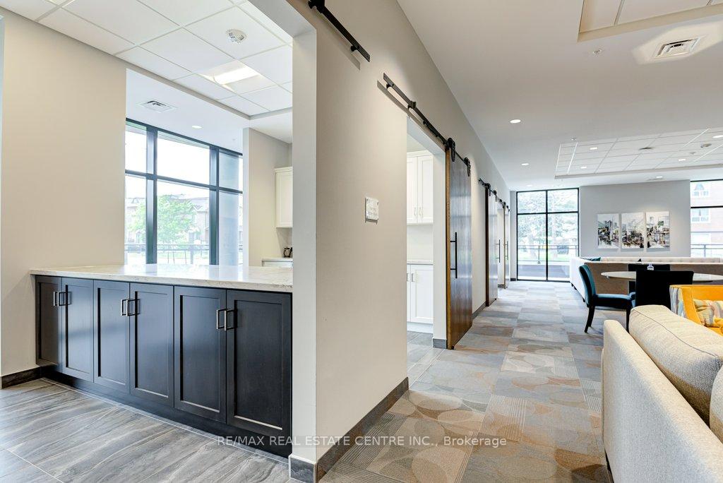 Photo 31 of Unit 407, 30 Hamilton Street S, Hamilton, Waterdown — HOMEH