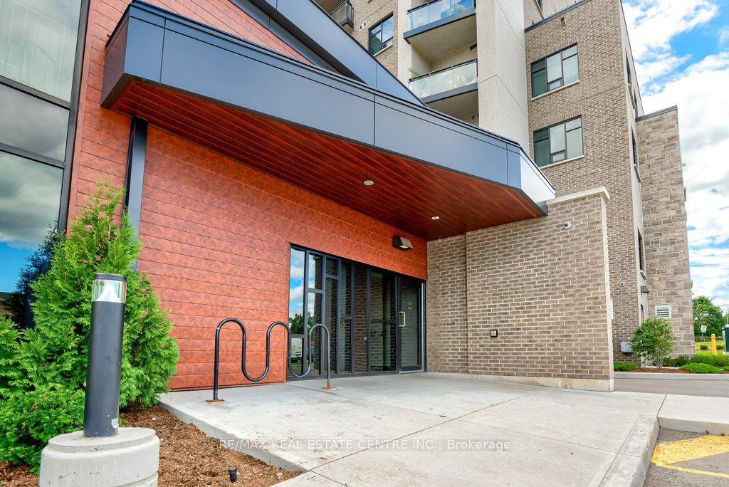 Photo 38 of Unit 407, 30 Hamilton Street S, Hamilton, Waterdown — HOMEH