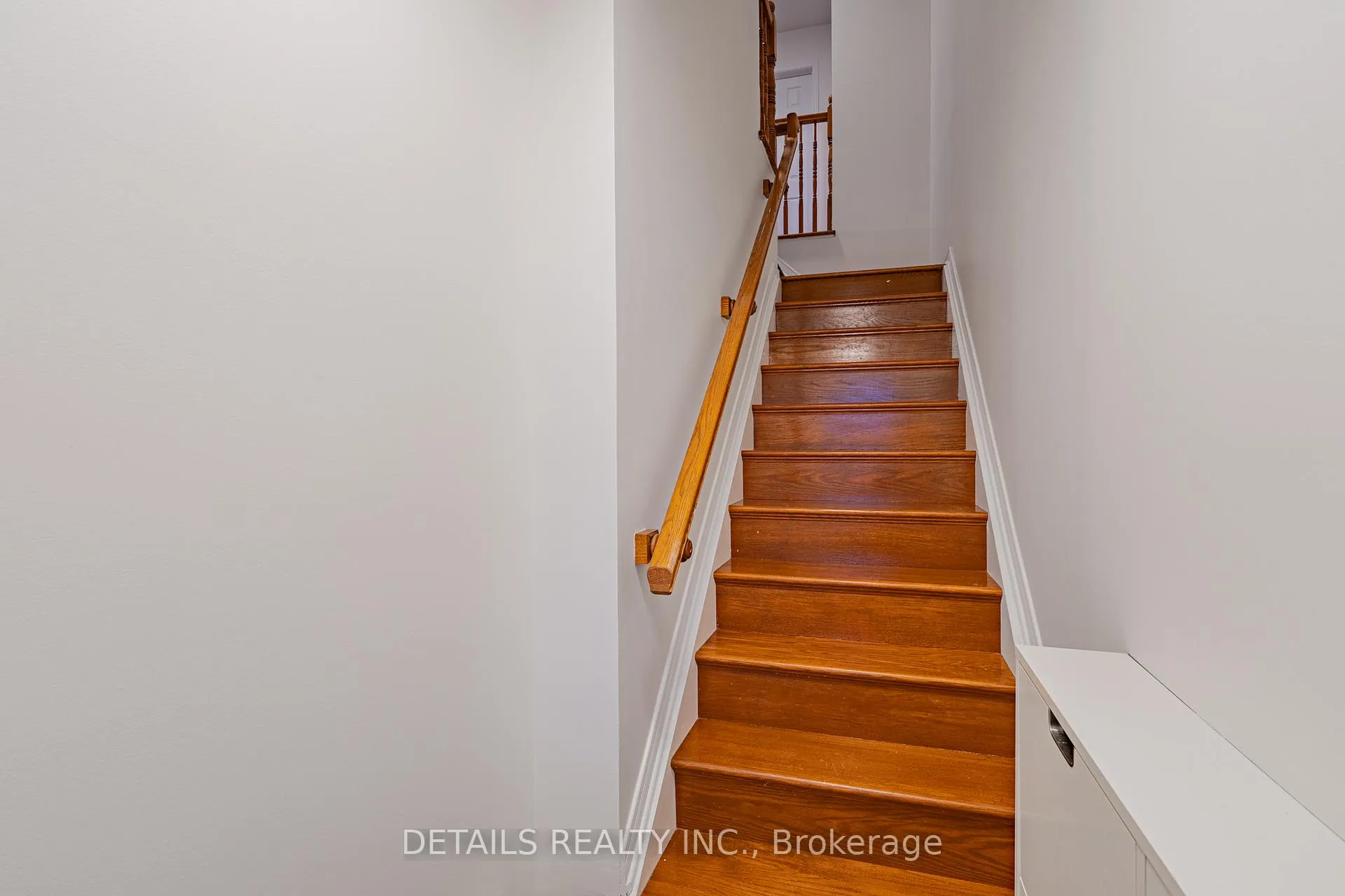 Photo 6 of 376 Wiffen Private, Ottawa, Westcliffe Estates — HOMEH