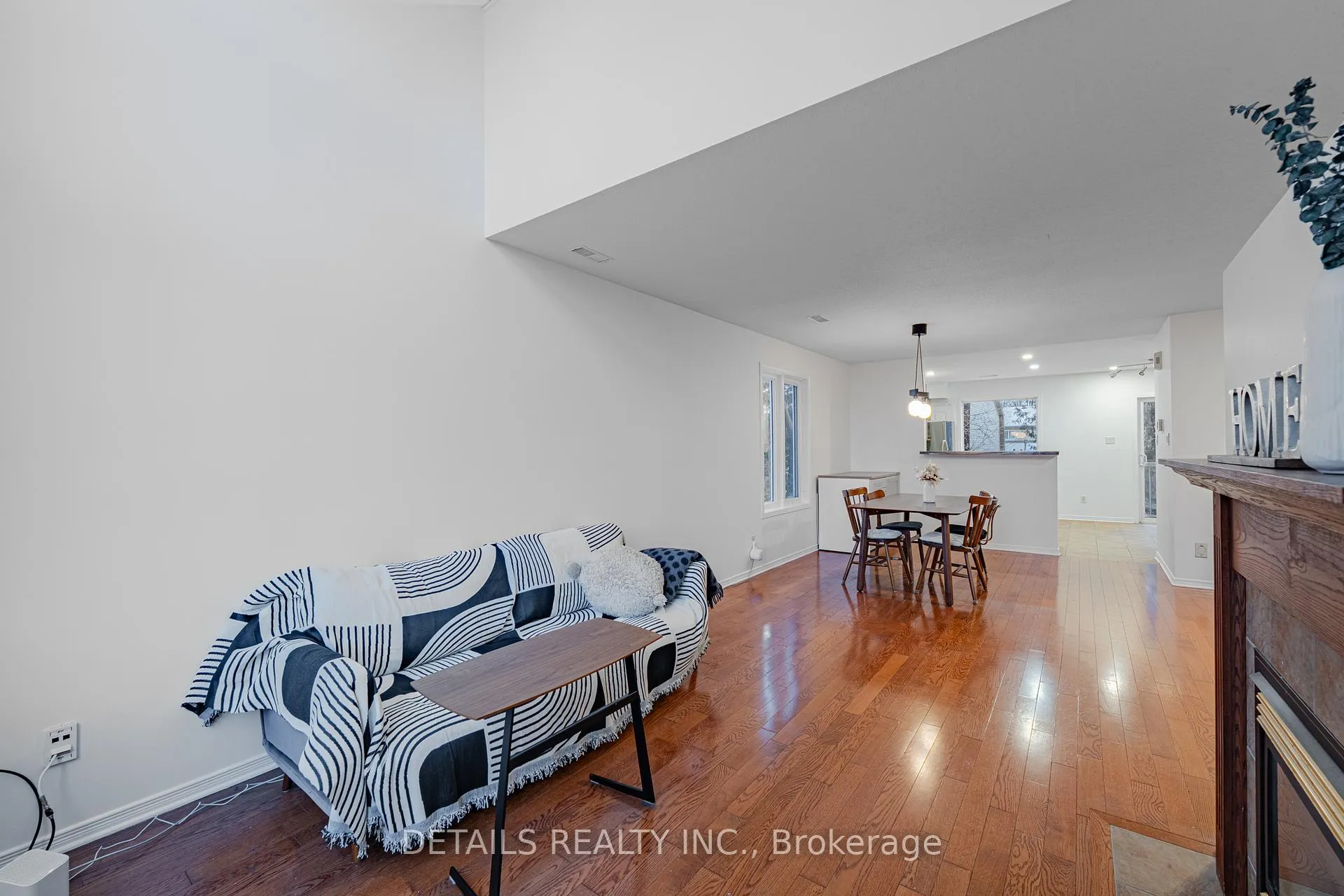 Photo 11 of 376 Wiffen Private, Ottawa, Westcliffe Estates — HOMEH