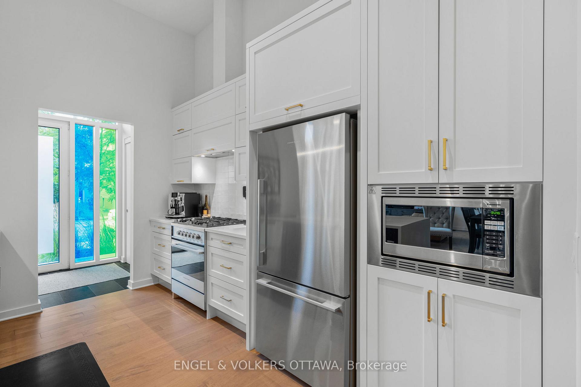 Photo 12 of Unit 103, 135 Barrette Street, Ottawa, Vanier — HOMEH