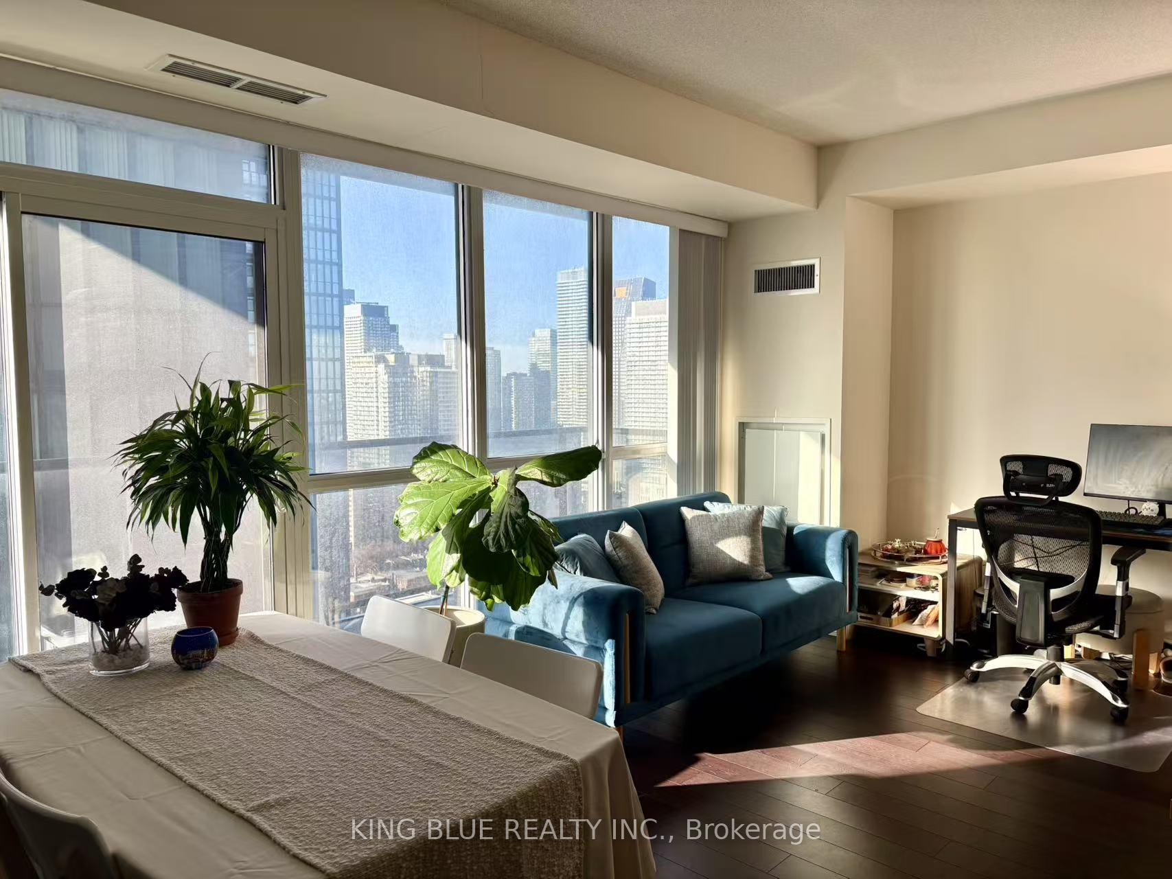 Photo 7 of Unit 3303, 28 Ted Rogers Way, Toronto, Church-Yonge Corridor — HOMEH