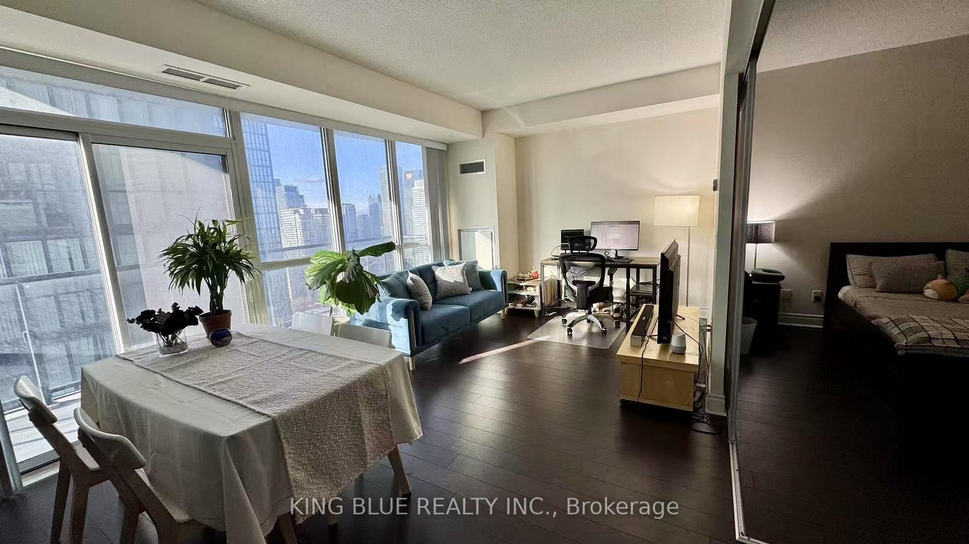 Photo 13 of Unit 3303, 28 Ted Rogers Way, Toronto, Church-Yonge Corridor — HOMEH