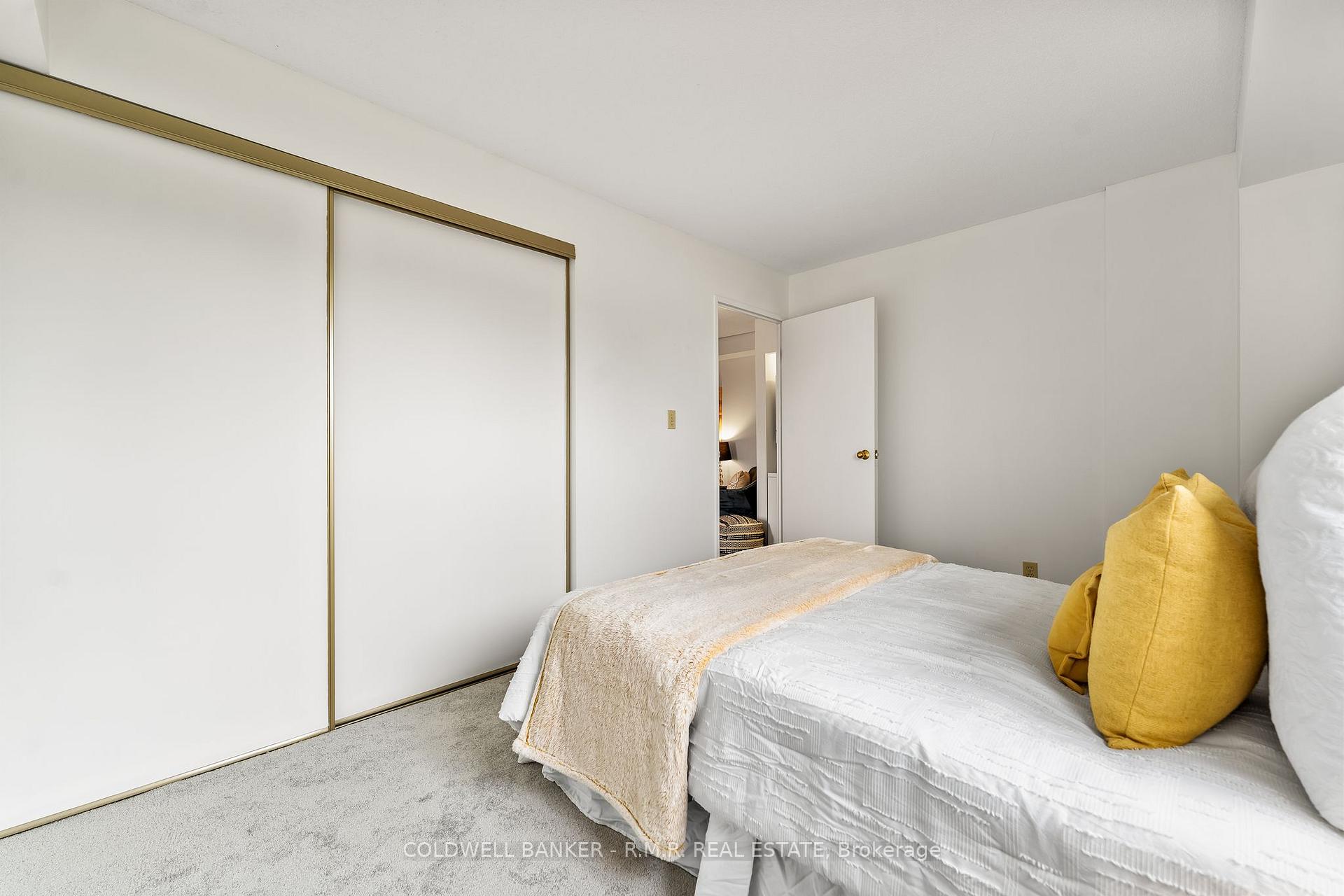 Photo 21 of Unit PH2, 600 Thornton Road N, Oshawa, McLaughlin — HOMEH