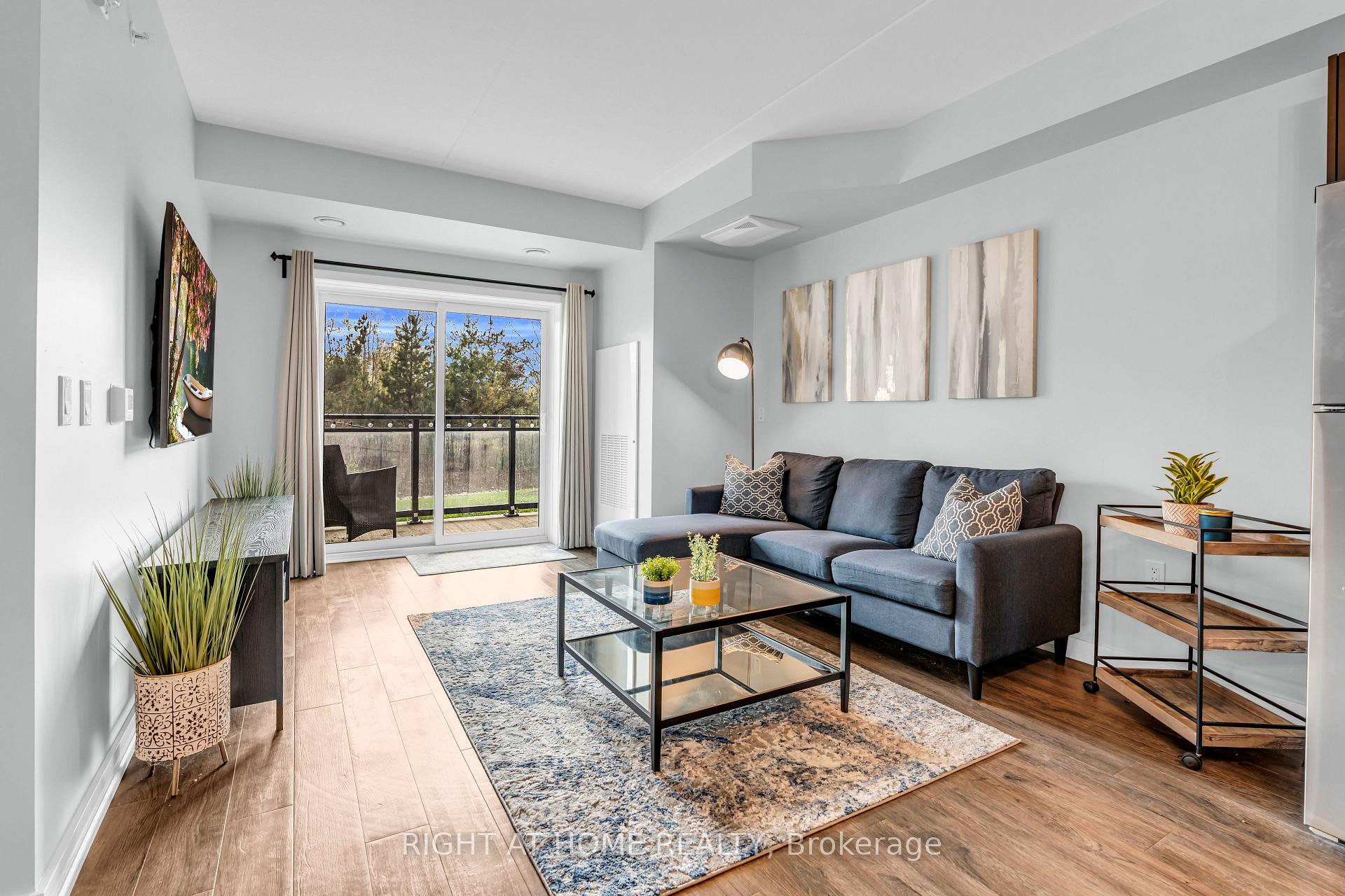 Photo 3 of Unit LL12, 25 Kay Crescent, Guelph, Pineridge/Westminster Woods — HOMEH