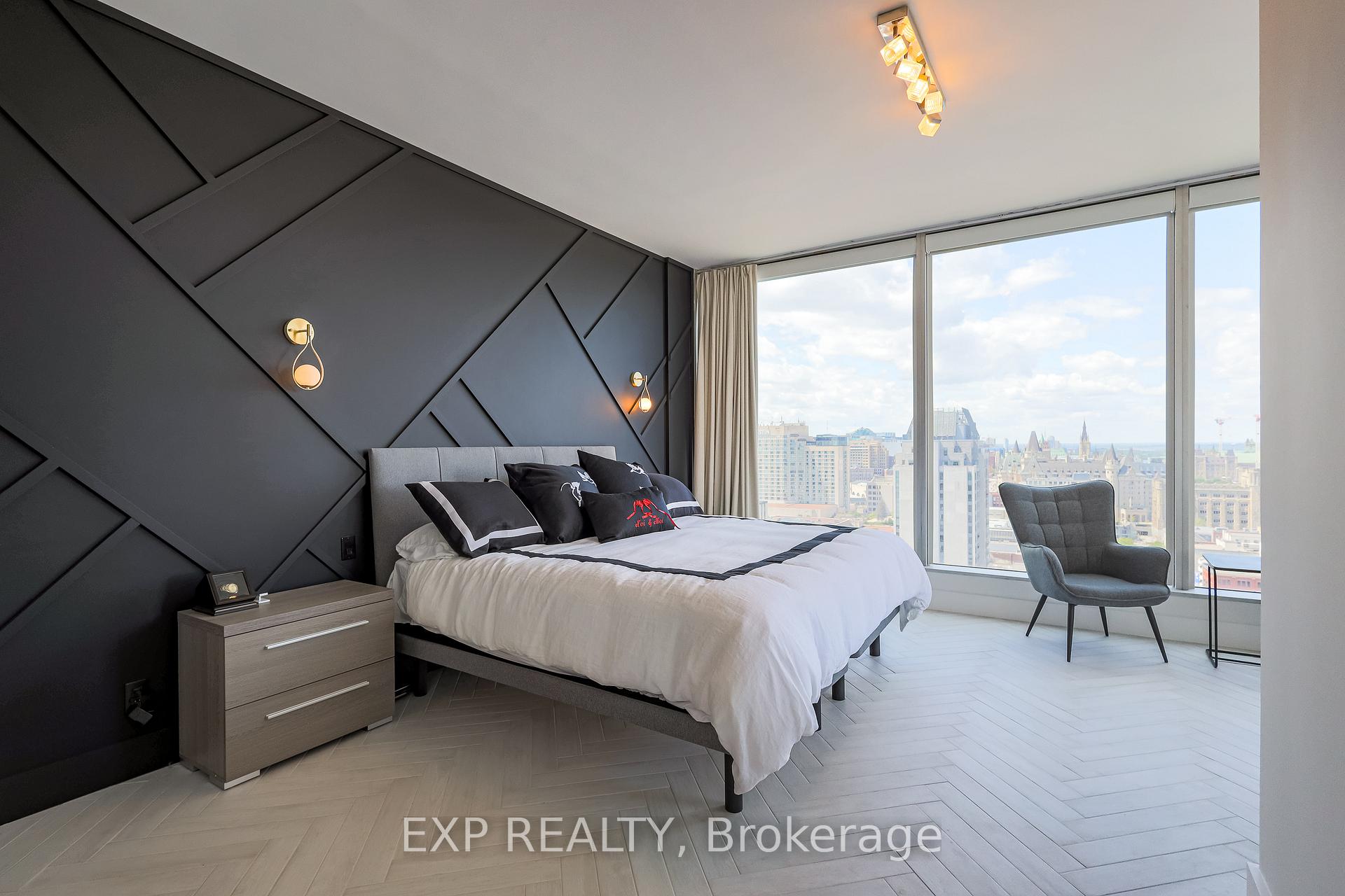 Photo 3 of Unit 2502, 160 George Street, Ottawa, Lower Town/Byward Market — HOMEH