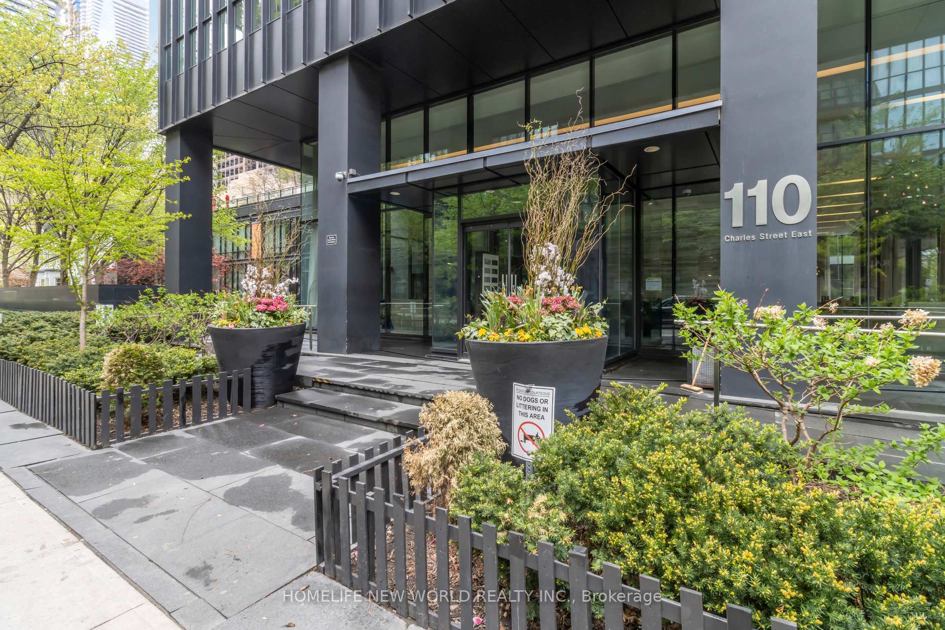 Photo 2 of Unit 4202, 110 Charles Street E, Toronto, Church-Yonge Corridor — HOMEH