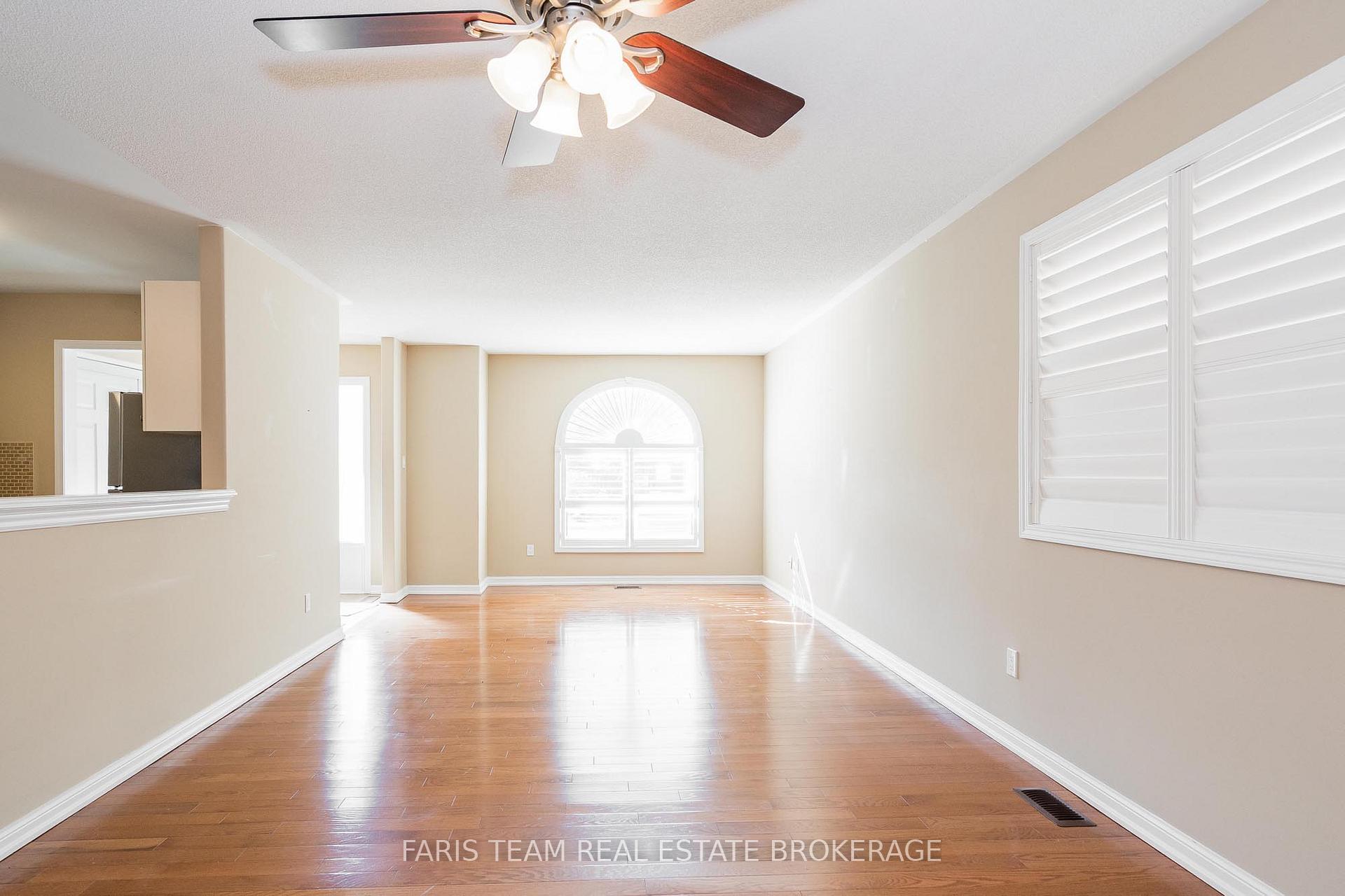 Photo 14 of Unit 18, 318 Little Avenue, Barrie, Painswick North — HOMEH