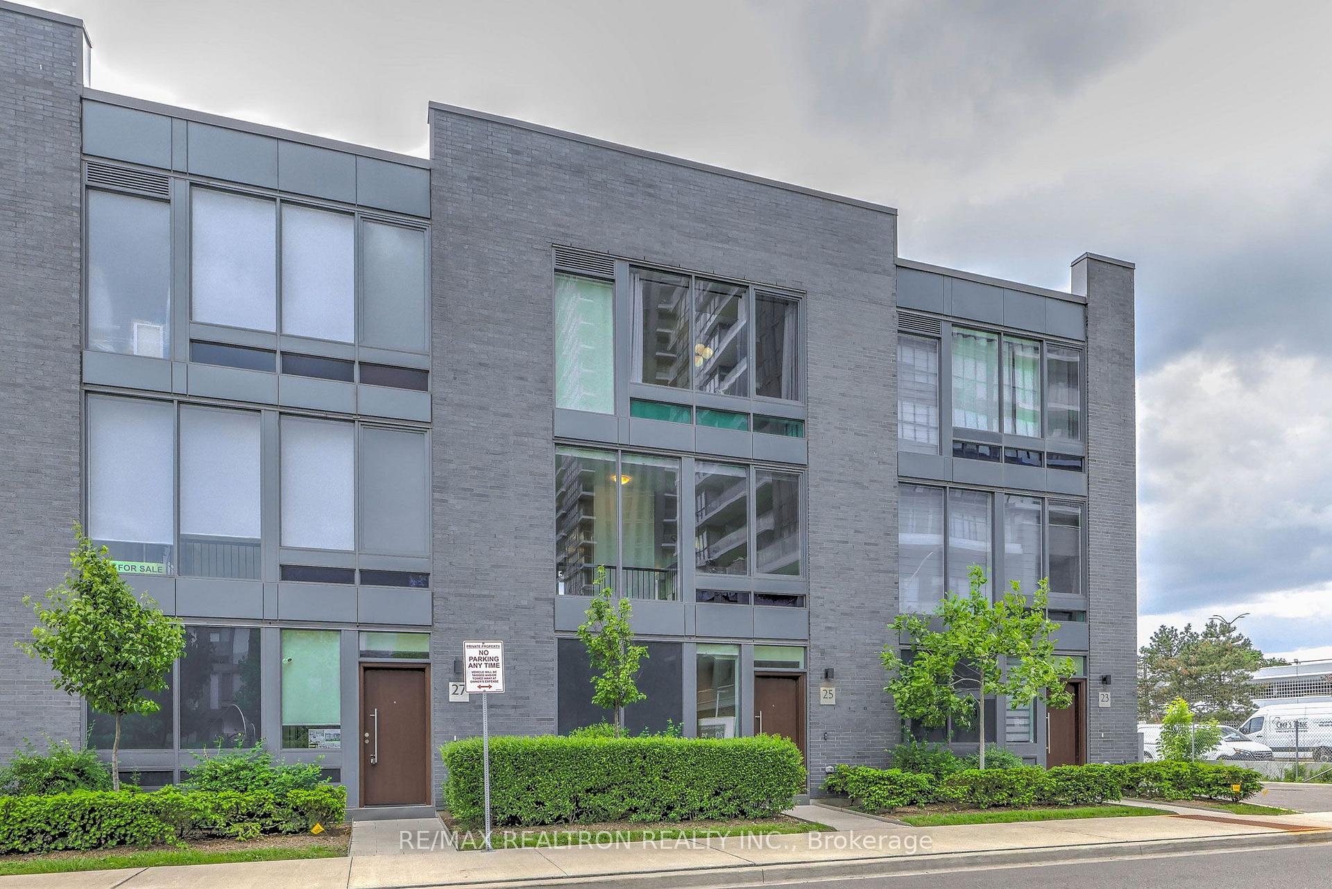 Photo 1 of 25 Sonic Way, Toronto, Flemingdon Park — HOMEH