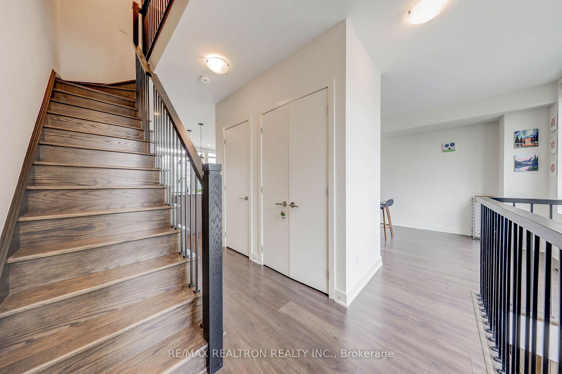 Photo 29 of 25 Sonic Way, Toronto, Flemingdon Park — HOMEH