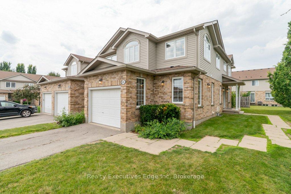 Photo 3 of Unit 23, 210 Dawn Avenue, Guelph, Clairfields/Hanlon Business Park — HOMEH