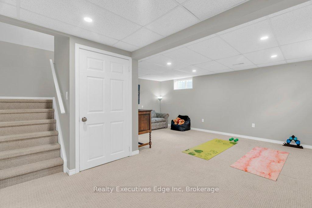 Photo 29 of Unit 23, 210 Dawn Avenue, Guelph, Clairfields/Hanlon Business Park — HOMEH