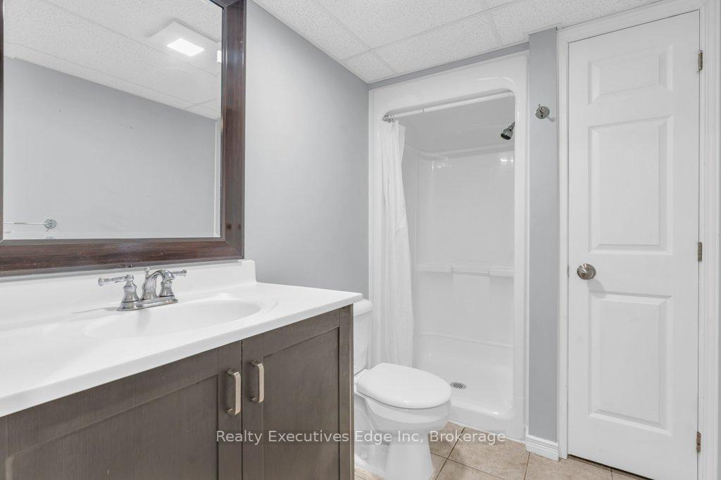 Photo 33 of Unit 23, 210 Dawn Avenue, Guelph, Clairfields/Hanlon Business Park — HOMEH