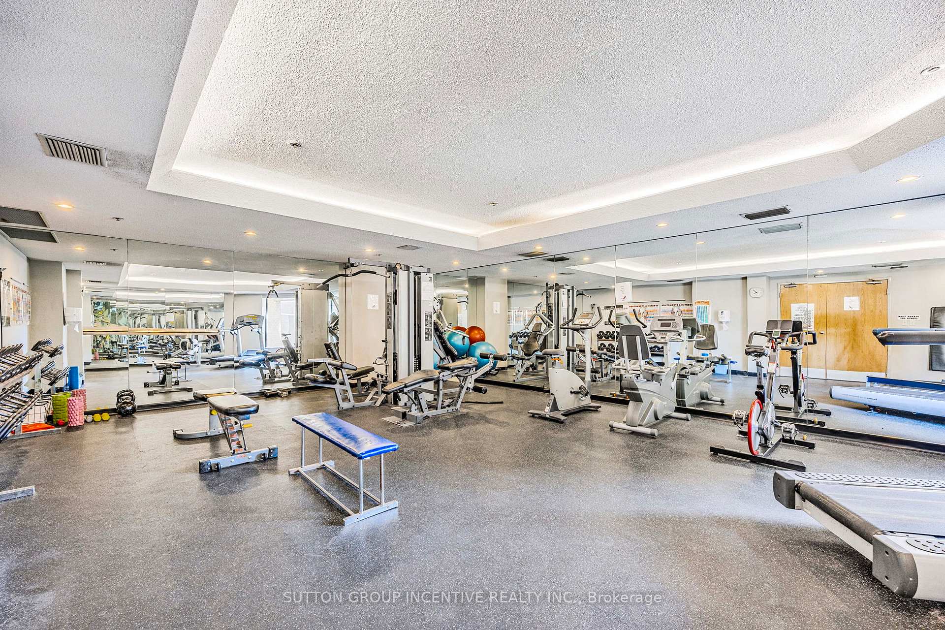 Photo 19 of Unit 908, 150 Dunlop Street E, Barrie, City Centre — HOMEH