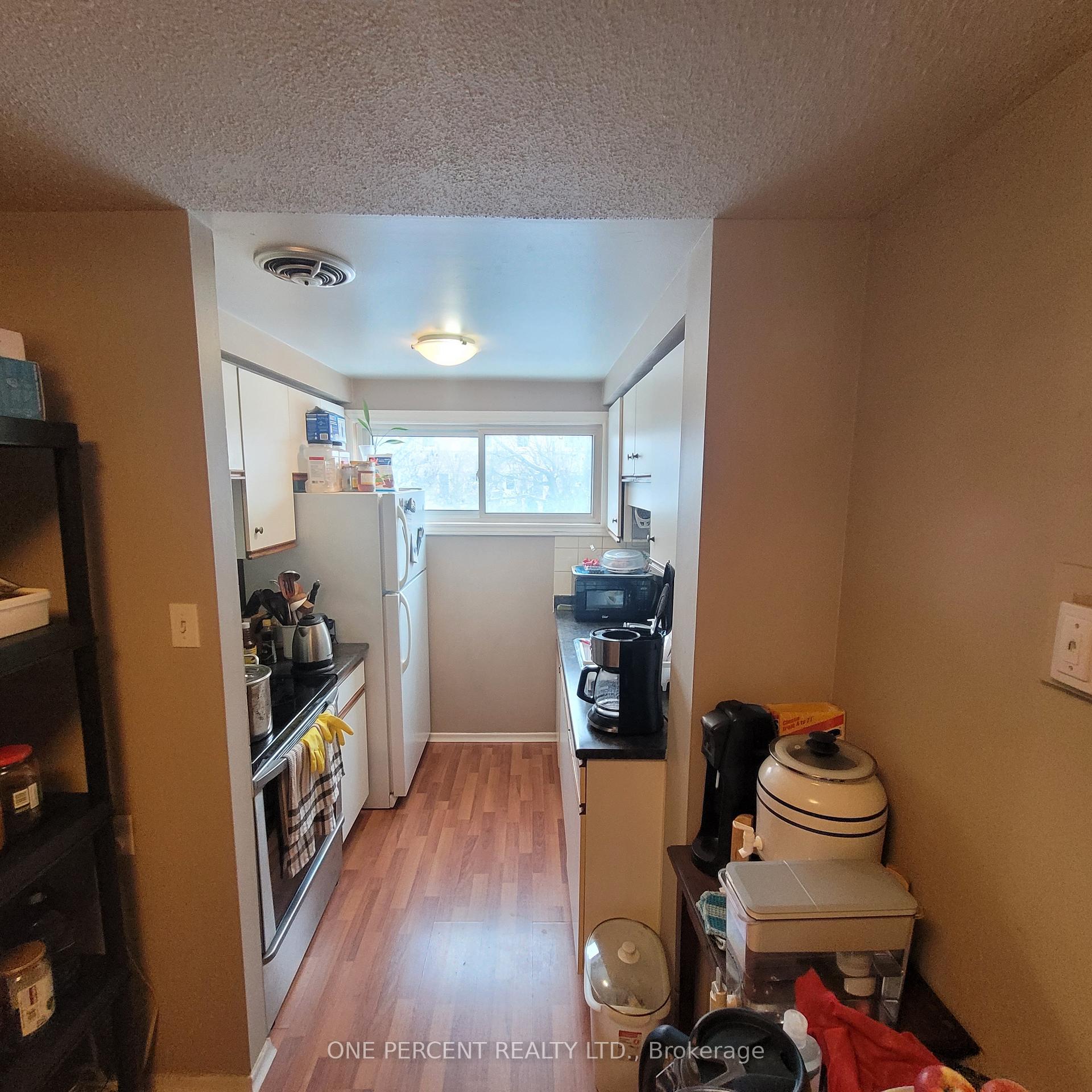 Photo 11 of Unit 32, 35 Breckenridge Drive, Kitchener — HOMEH