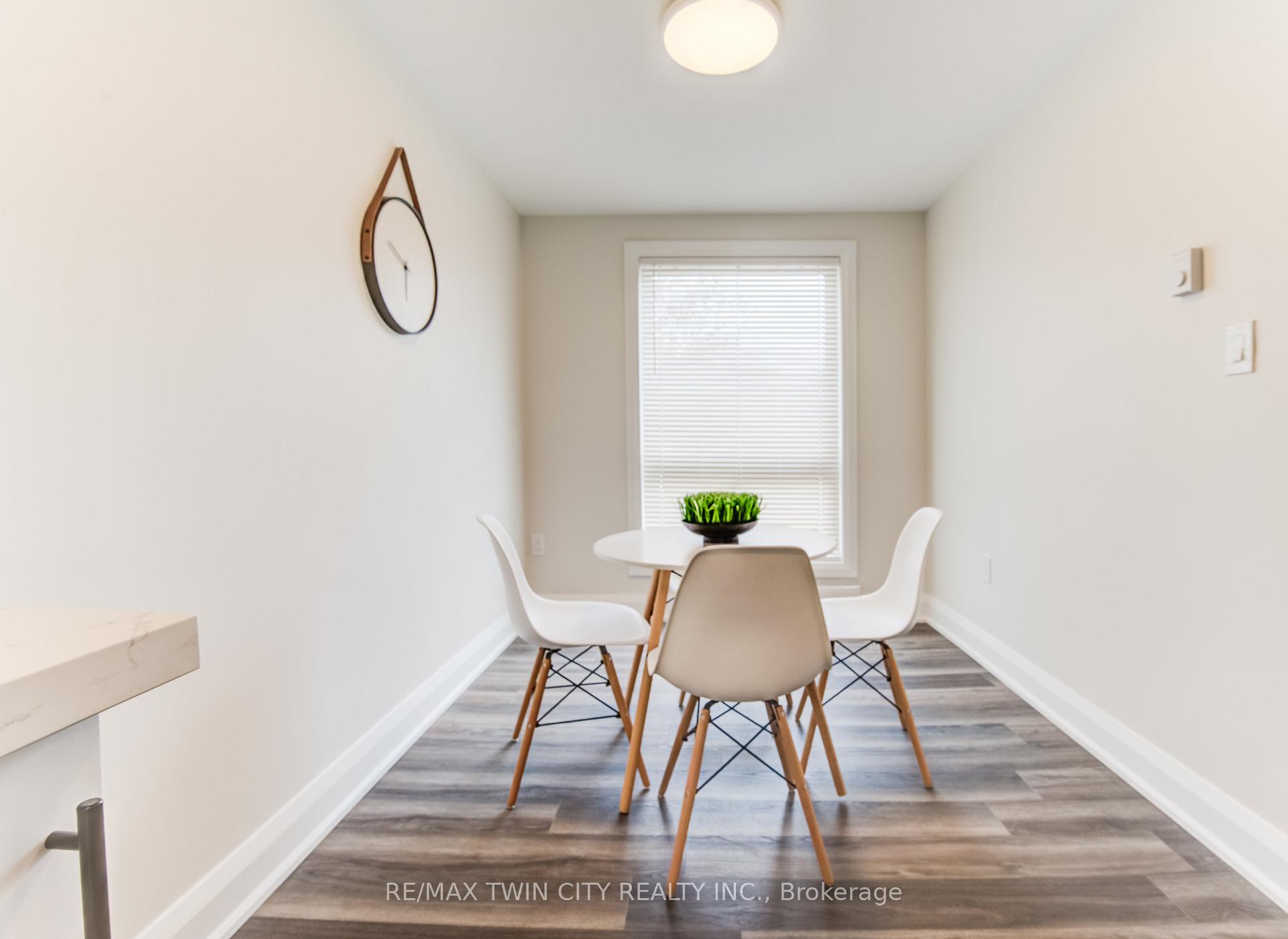 Photo 11 of Unit 43, 40 Imperial Road N, Guelph, Willow West/Sugarbush/West Acres — HOMEH