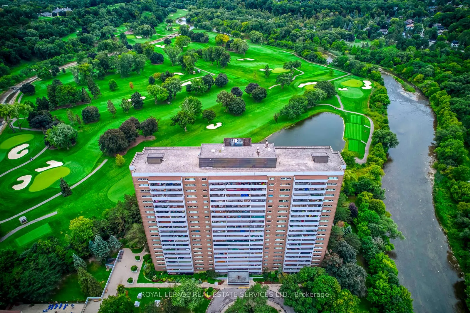 Photo 3 of Unit 405, 240 Scarlett Road, Toronto, Rockcliffe-Smythe — HOMEH