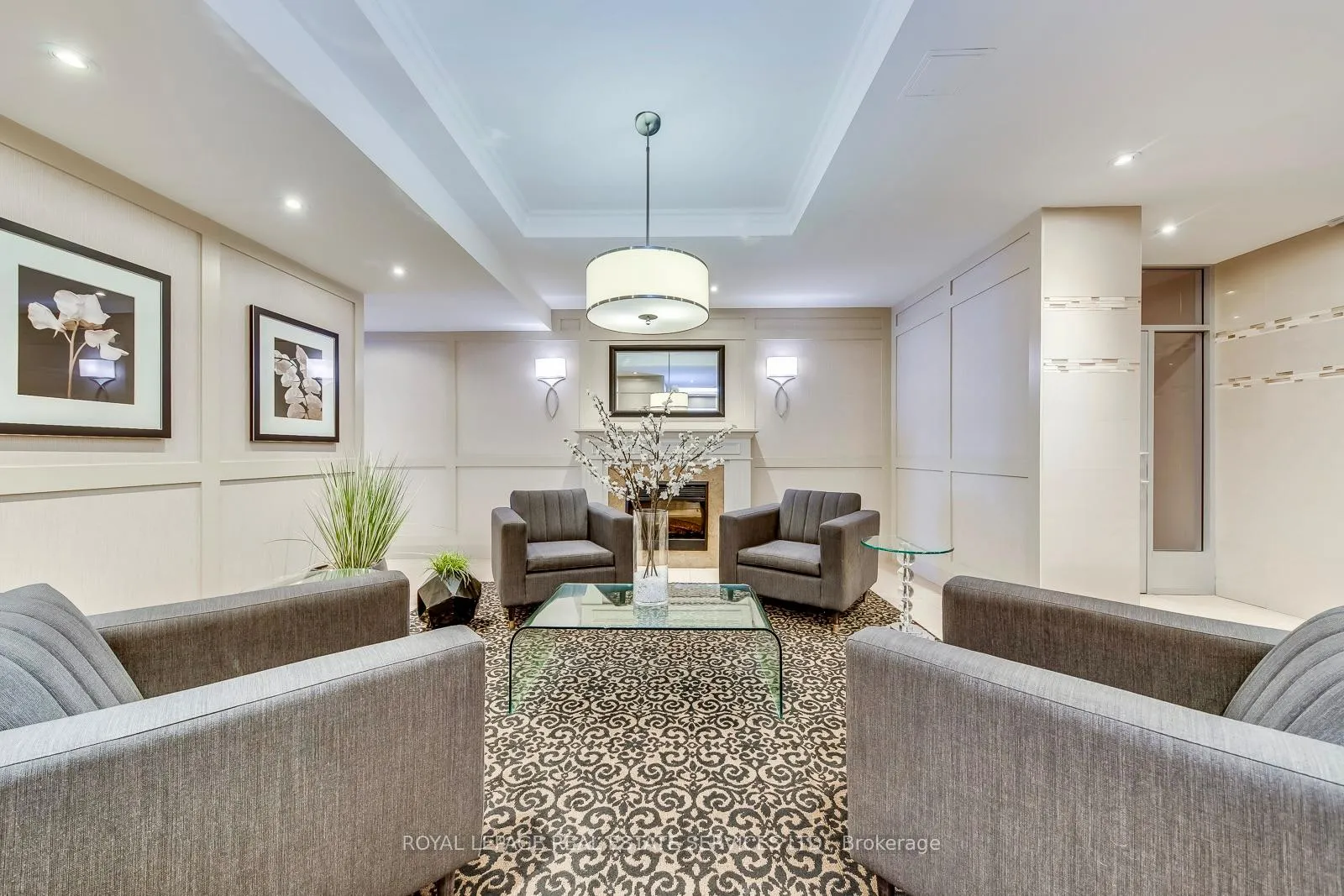 Photo 7 of Unit 405, 240 Scarlett Road, Toronto, Rockcliffe-Smythe — HOMEH