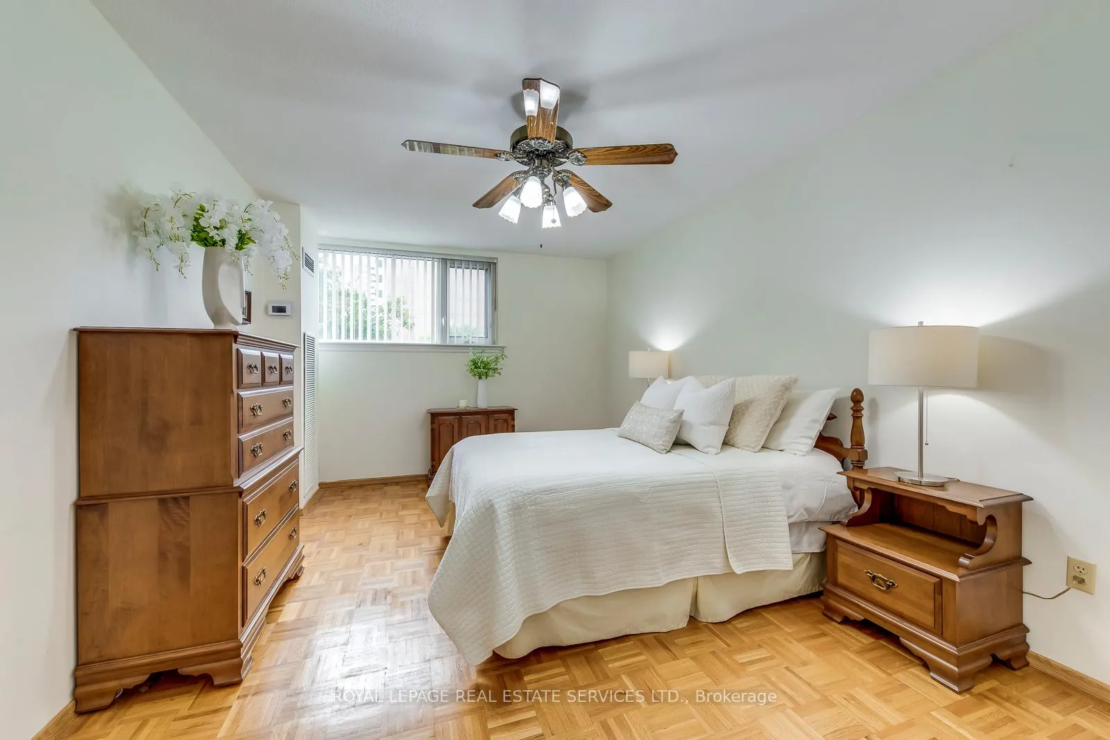 Photo 27 of Unit 405, 240 Scarlett Road, Toronto, Rockcliffe-Smythe — HOMEH