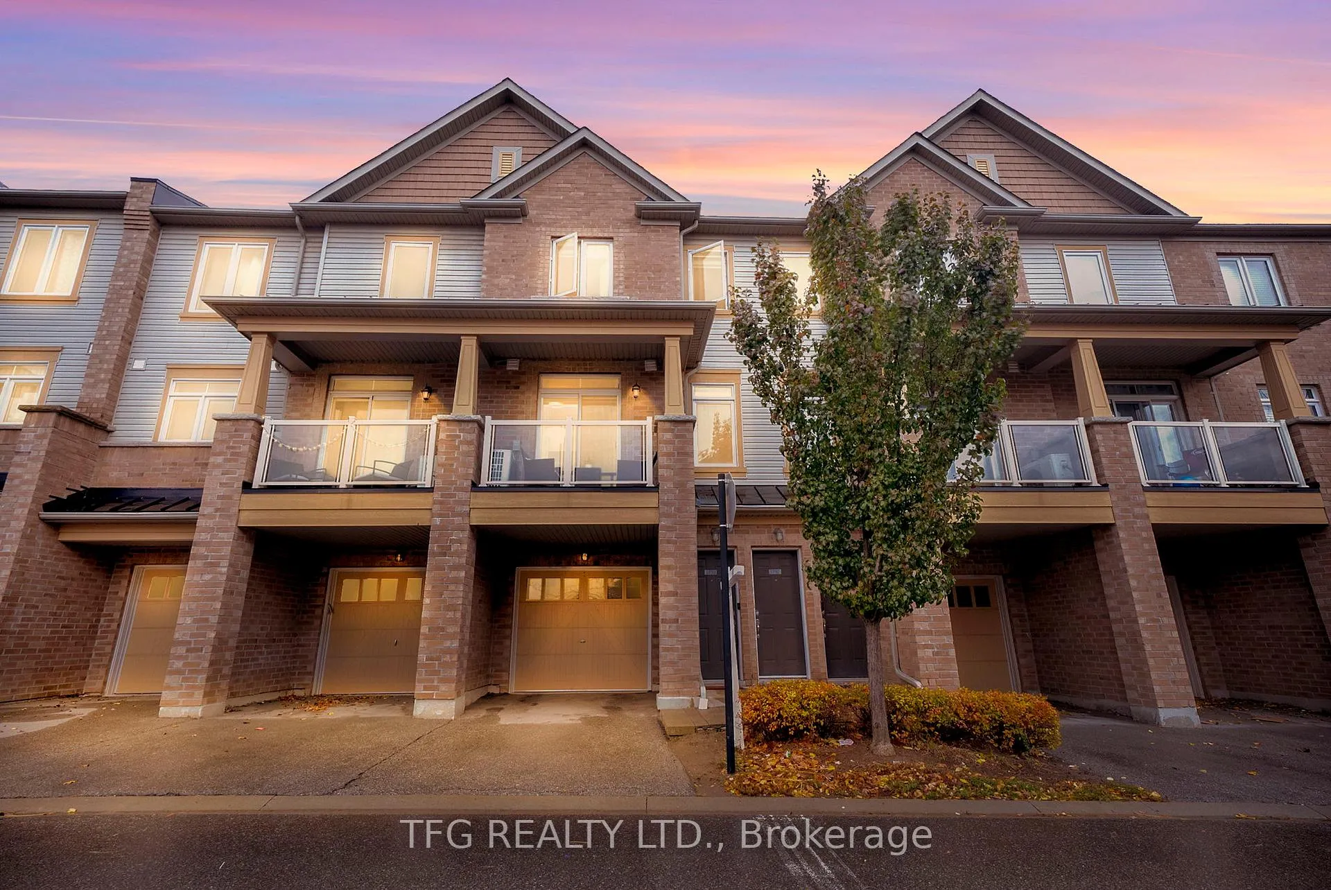 Photo 1 of Unit 249, 1730 Grenwich Glen, Pickering, Duffin Heights — HOMEH
