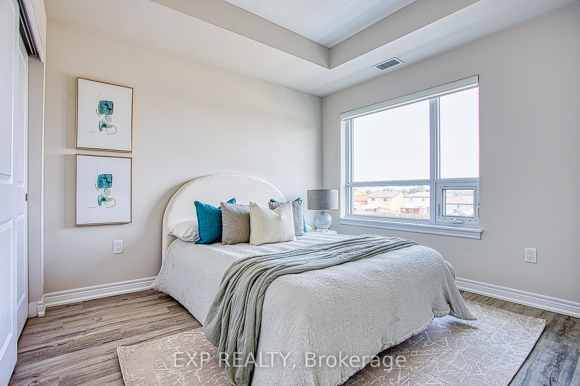 Photo 13 of Unit 215, 121 Highway 8, Hamilton, Stoney Creek — HOMEH