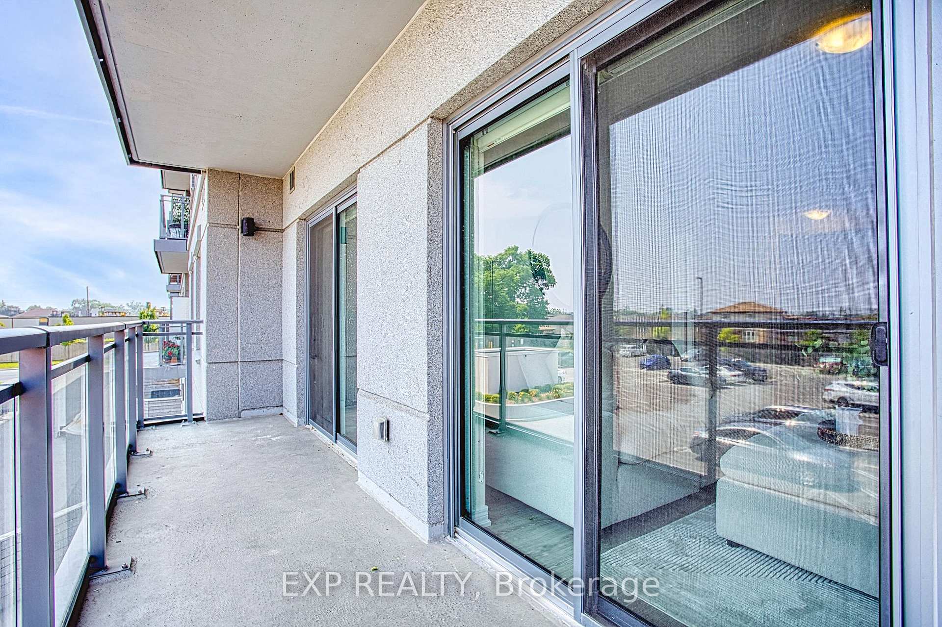 Photo 17 of Unit 215, 121 Highway 8, Hamilton, Stoney Creek — HOMEH