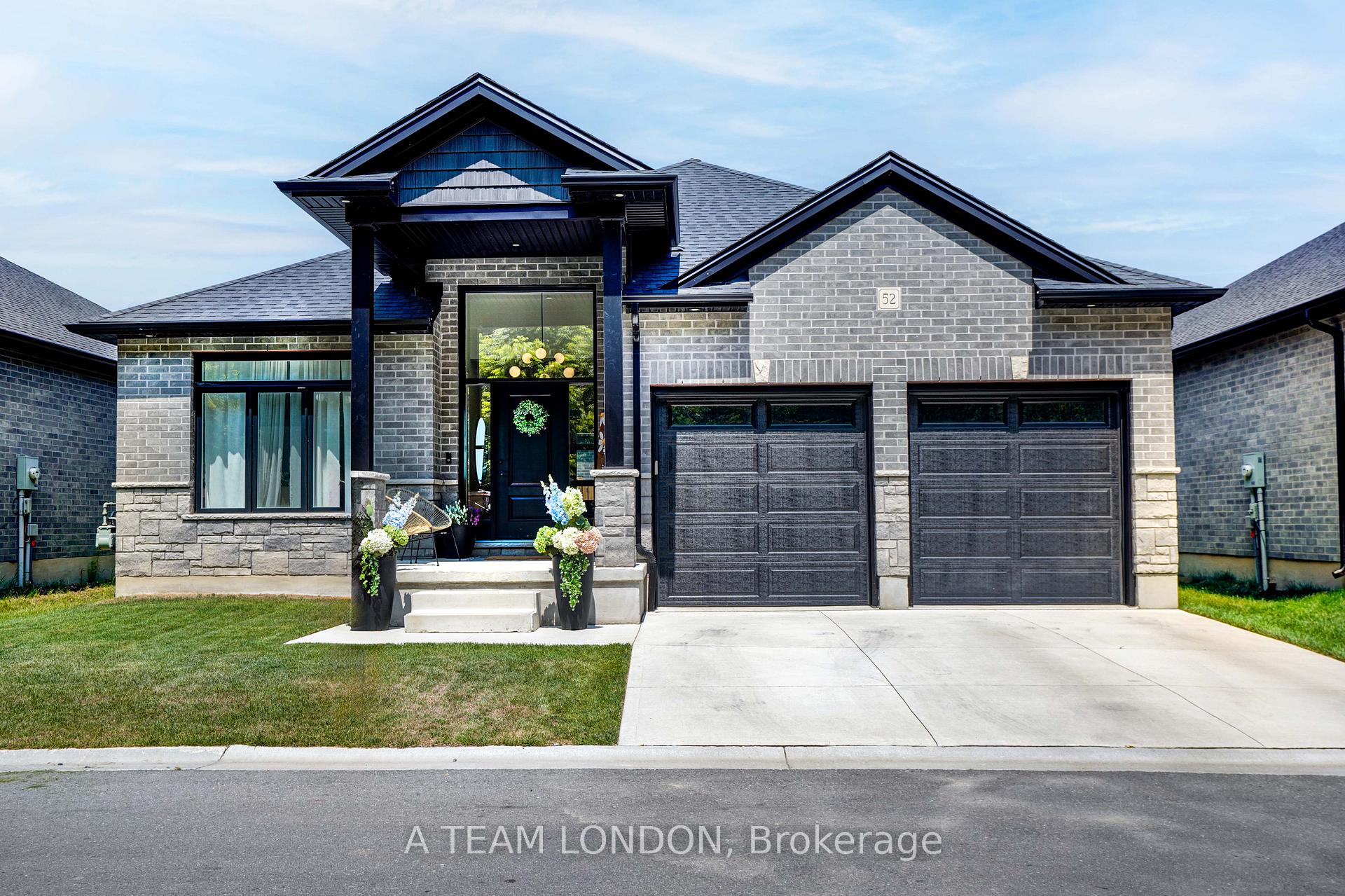 Front of Unit 52, 383 Daventry Way