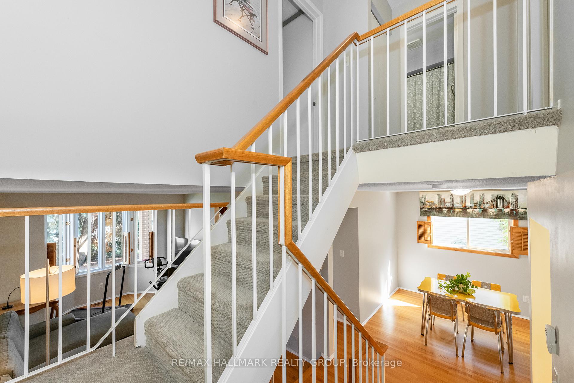 Photo 20 of 1414 Eastcliffe Way, Ottawa, Pineview — HOMEH