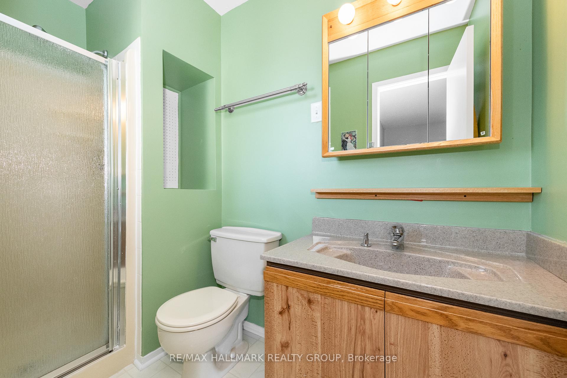 Photo 23 of 1414 Eastcliffe Way, Ottawa, Pineview — HOMEH