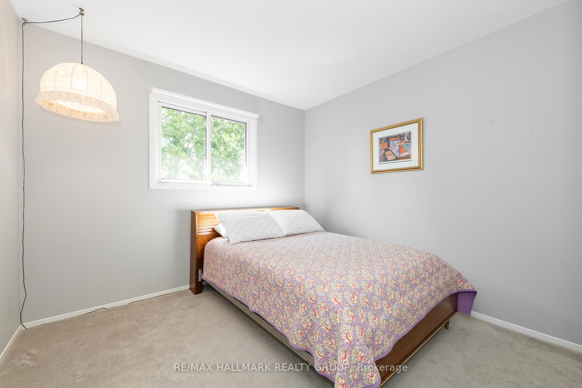 Photo 27 of 1414 Eastcliffe Way, Ottawa, Pineview — HOMEH