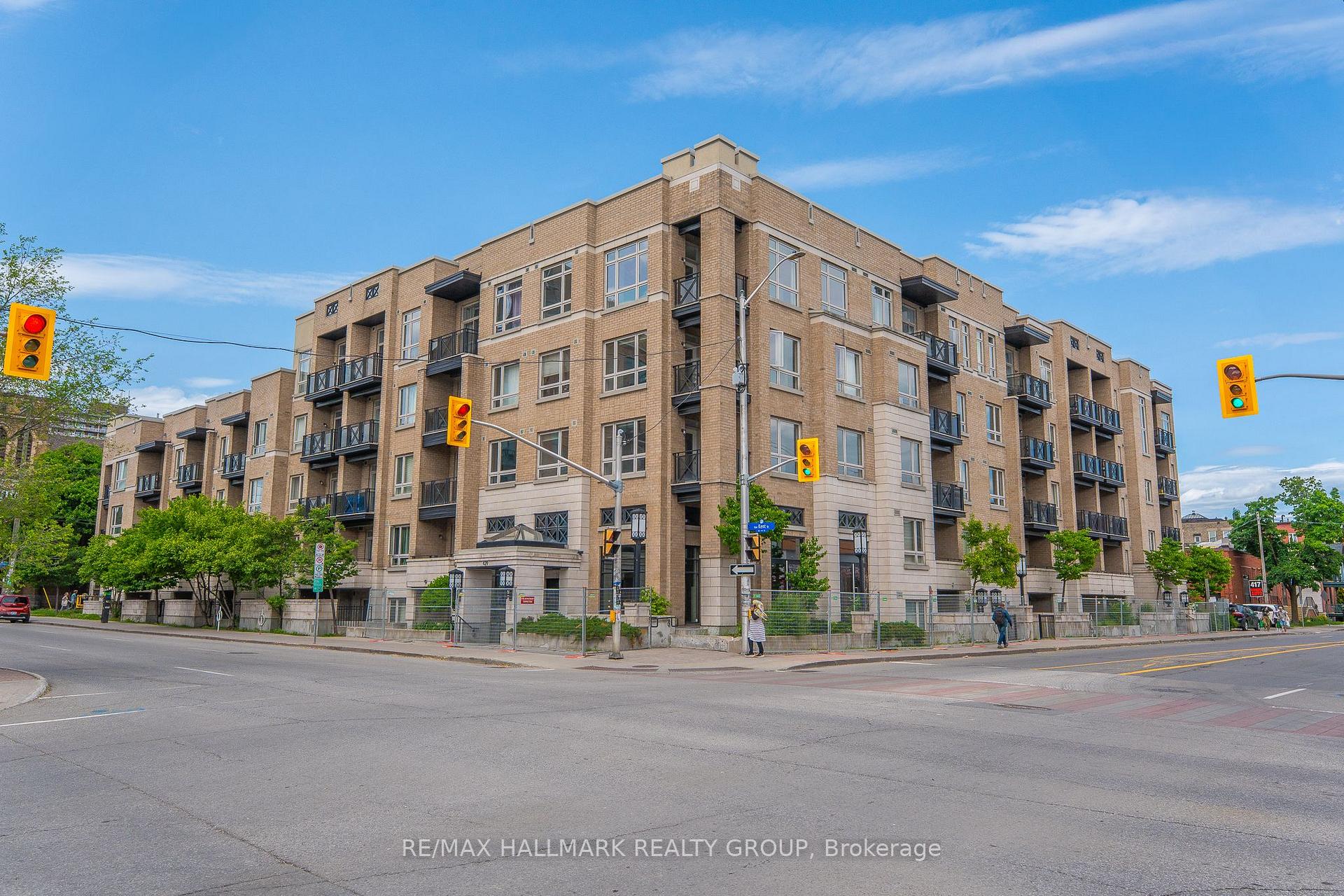 Photo 1 of Unit 410, 429 Kent Street, Ottawa, Ottawa Centre — HOMEH