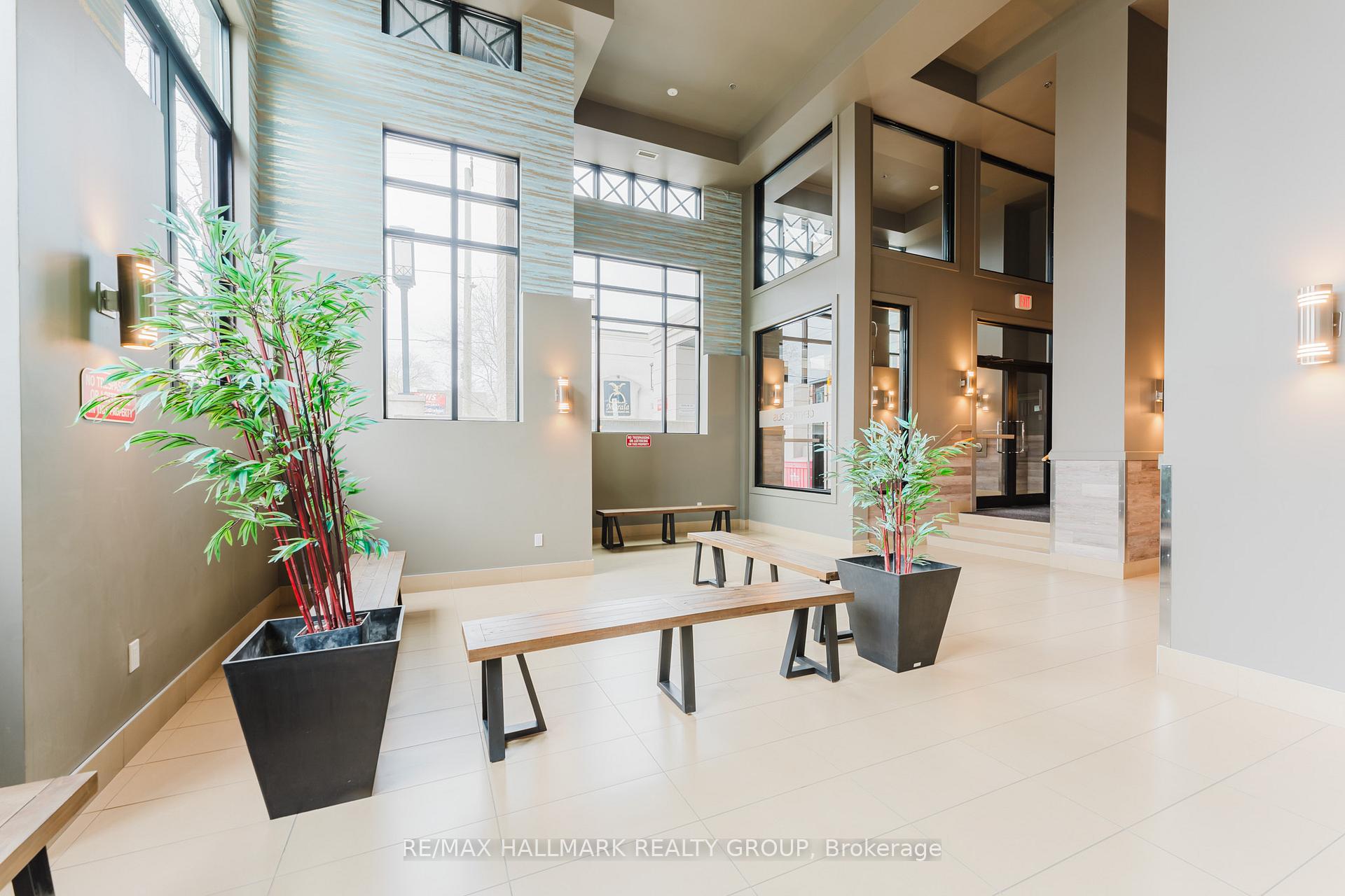 Photo 2 of Unit 410, 429 Kent Street, Ottawa, Ottawa Centre — HOMEH