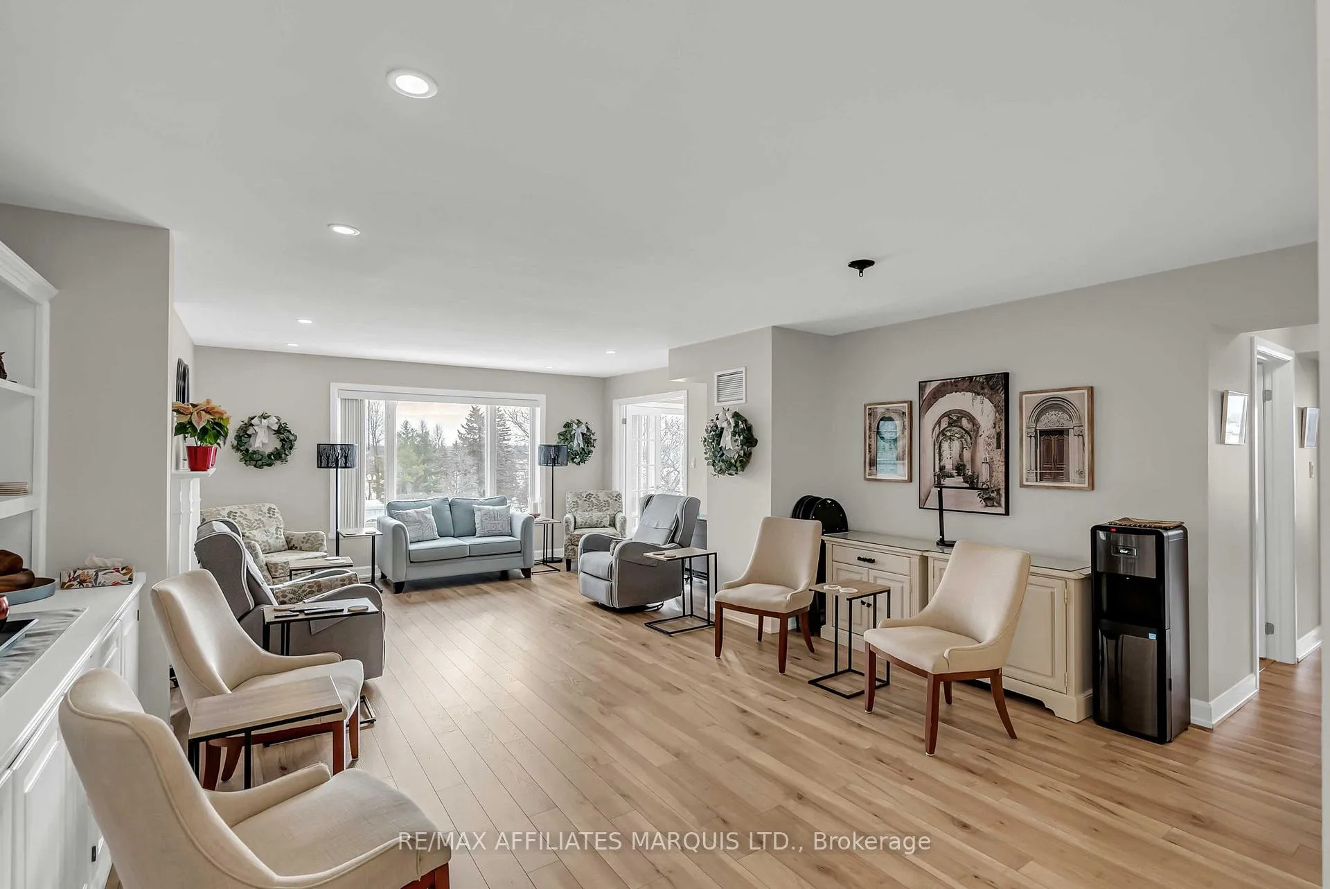 Photo 8 of Unit 411, 121 Water Street W, Cornwall — HOMEH