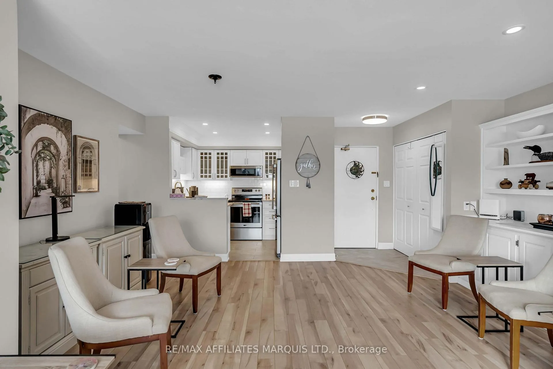Photo 14 of Unit 411, 121 Water Street W, Cornwall — HOMEH