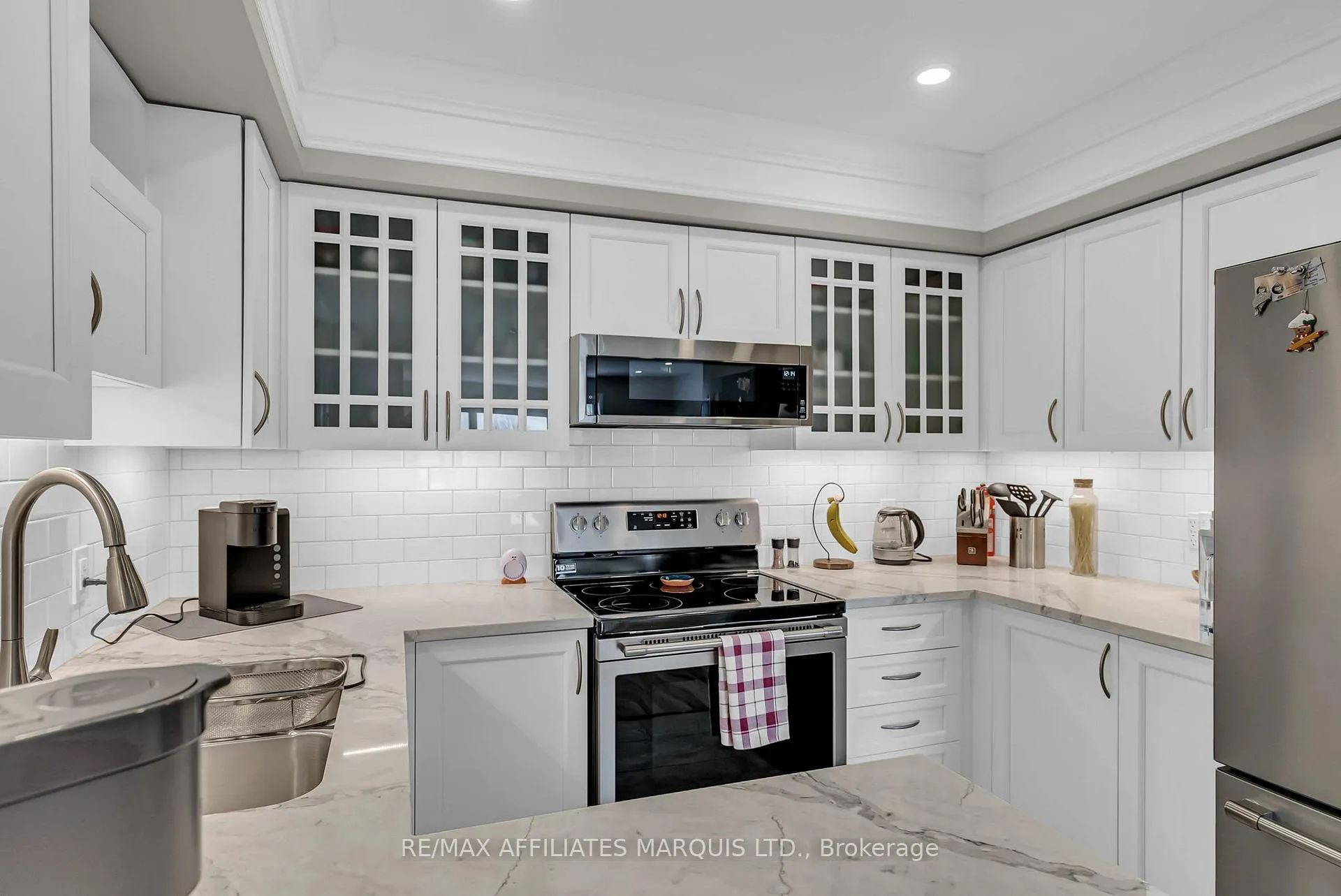 Photo 16 of Unit 411, 121 Water Street W, Cornwall — HOMEH