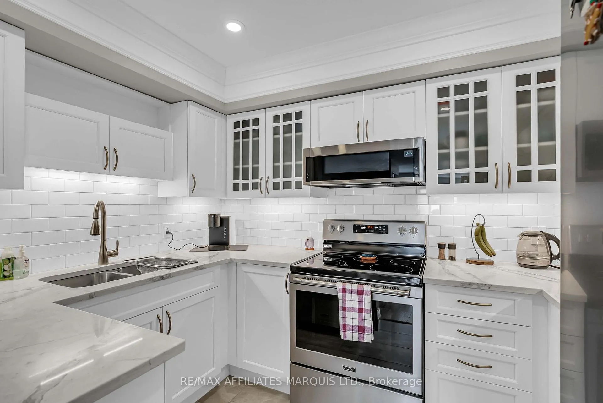Photo 17 of Unit 411, 121 Water Street W, Cornwall — HOMEH