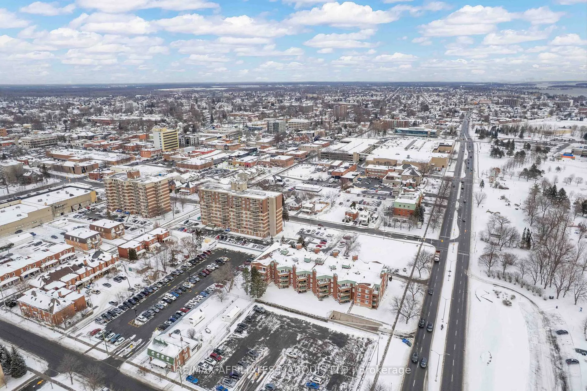 Photo 37 of Unit 411, 121 Water Street W, Cornwall — HOMEH